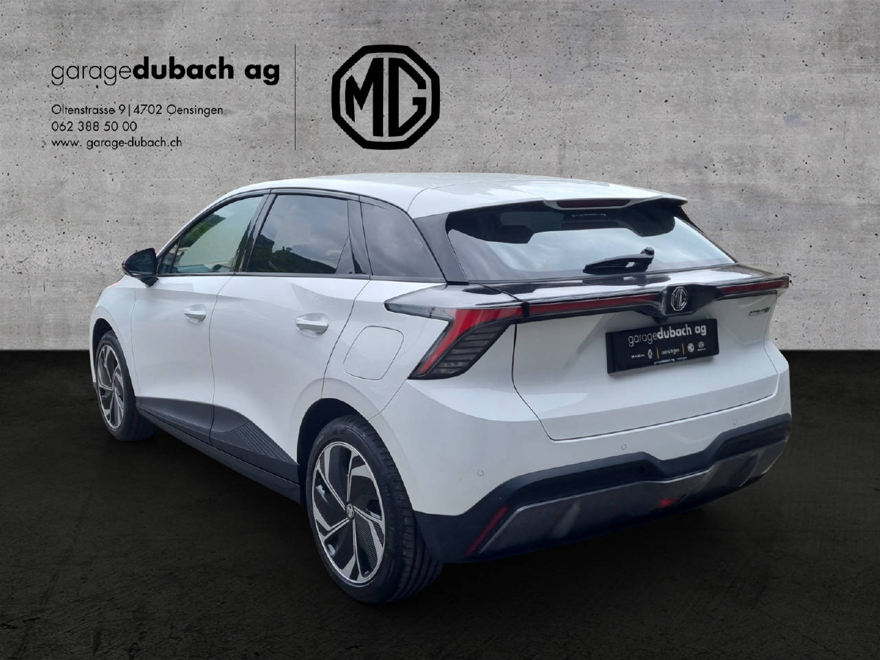 MG 4 64kWh Premium-showroom-element-3