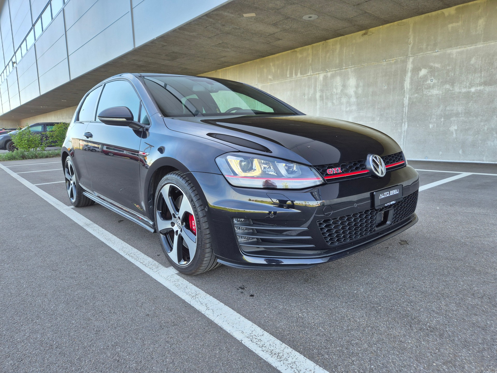 VW Golf 2.0 TSI GTI Performance DSG-image-6