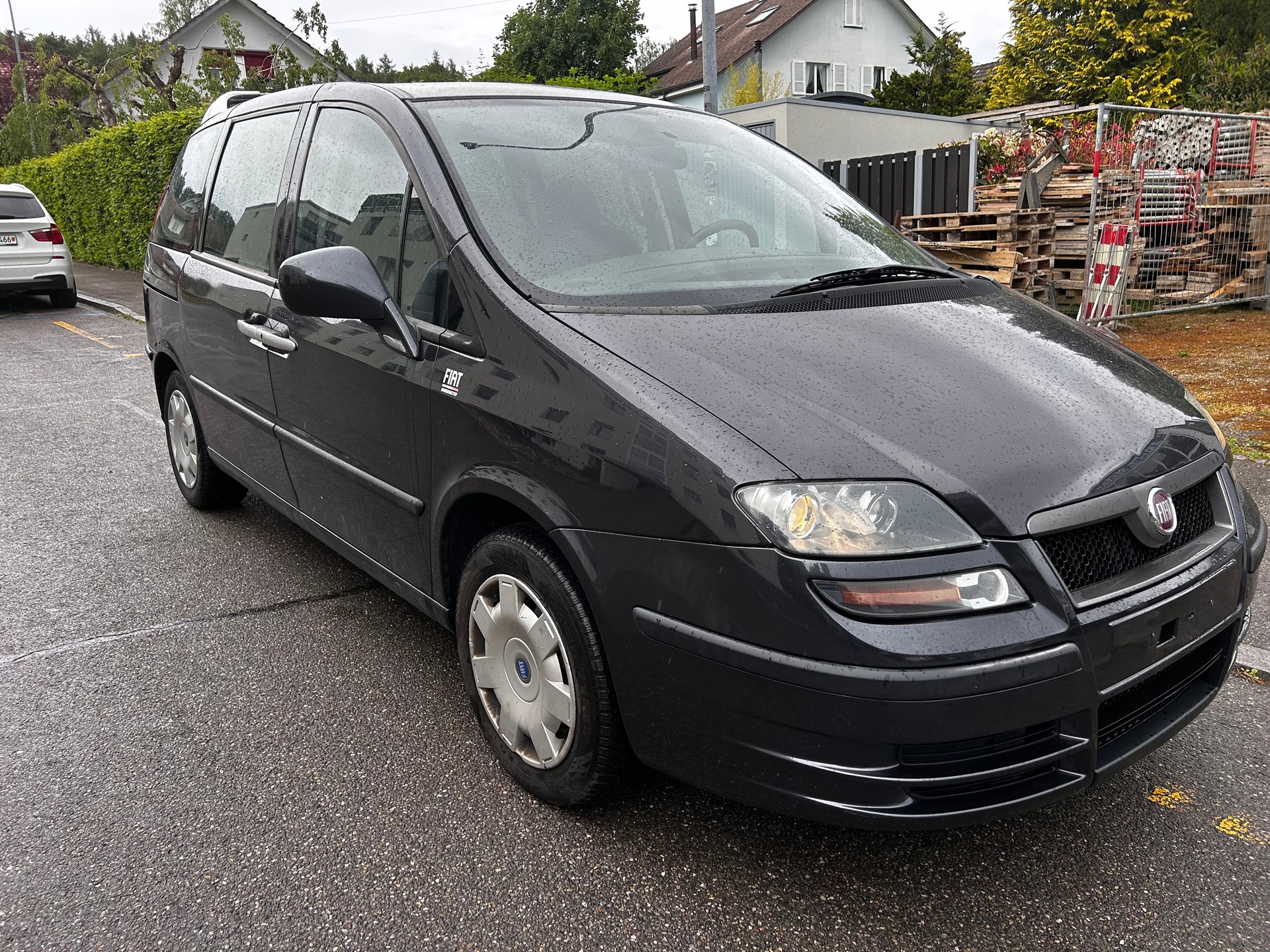 FIAT Ulysse 2.2 16V JTD Swiss Edition-image-2