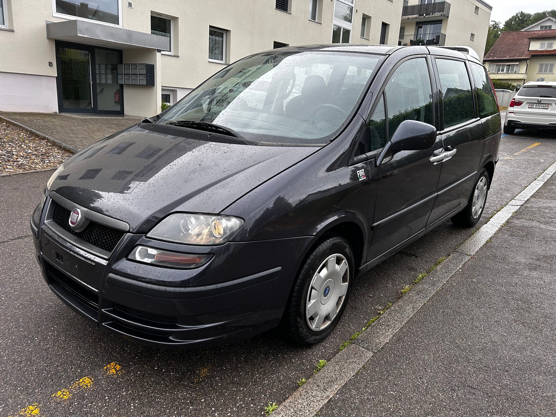 FIAT Ulysse 2.2 16V JTD Swiss Edition-image-1