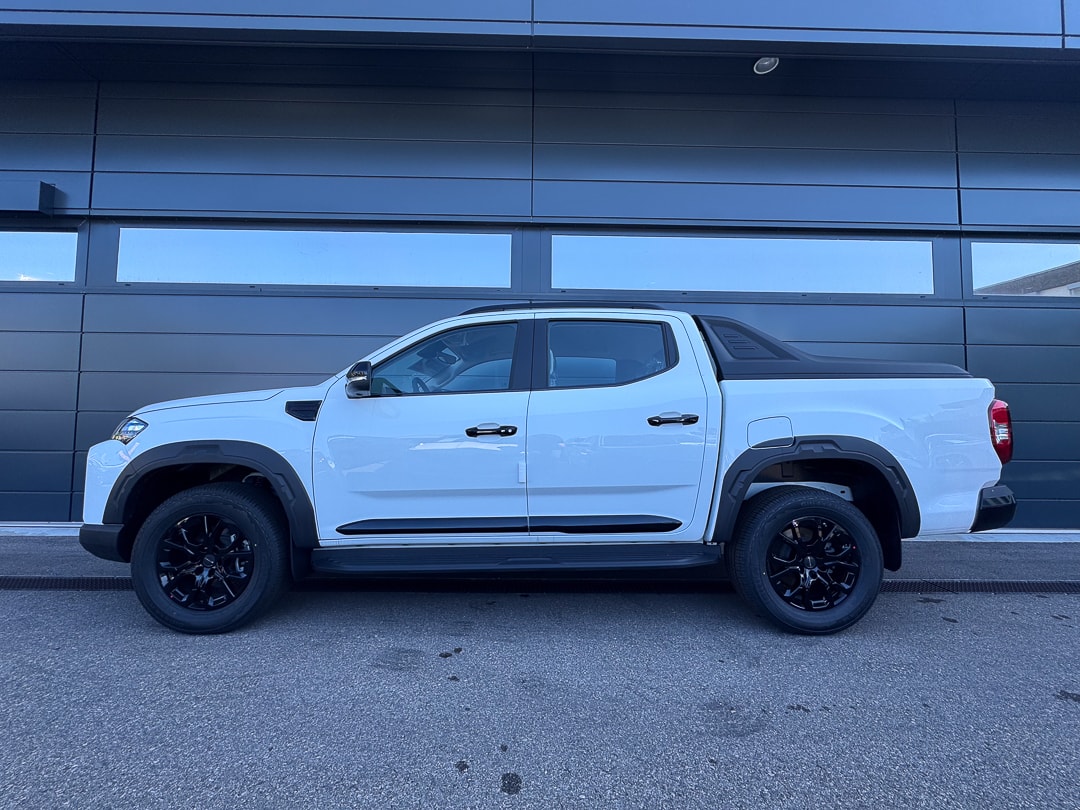 MAXUS T60 Max 2.0TDI 4x4 Autom Luxury-image-3