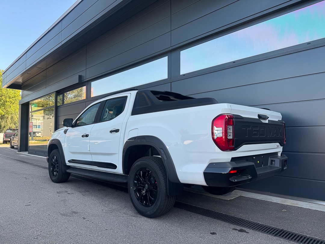 MAXUS T60 Max 2.0TDI 4x4 Autom Luxury-image-2
