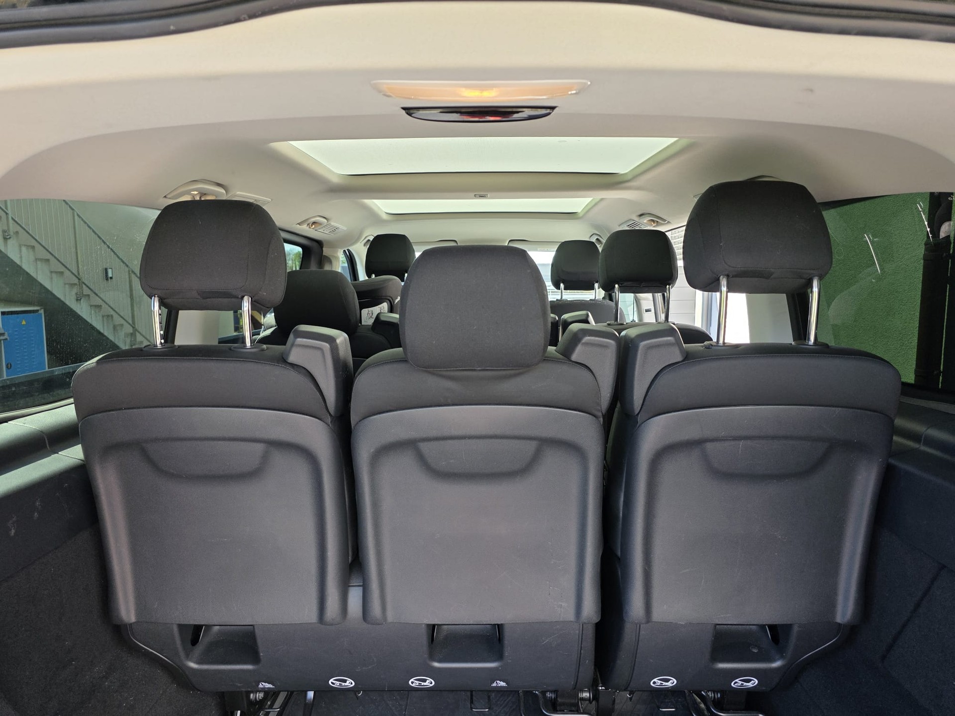 MERCEDES-BENZ Vito Tourer Family 4x4 | Toit panoramique ouvrant | portes électriques-image-3