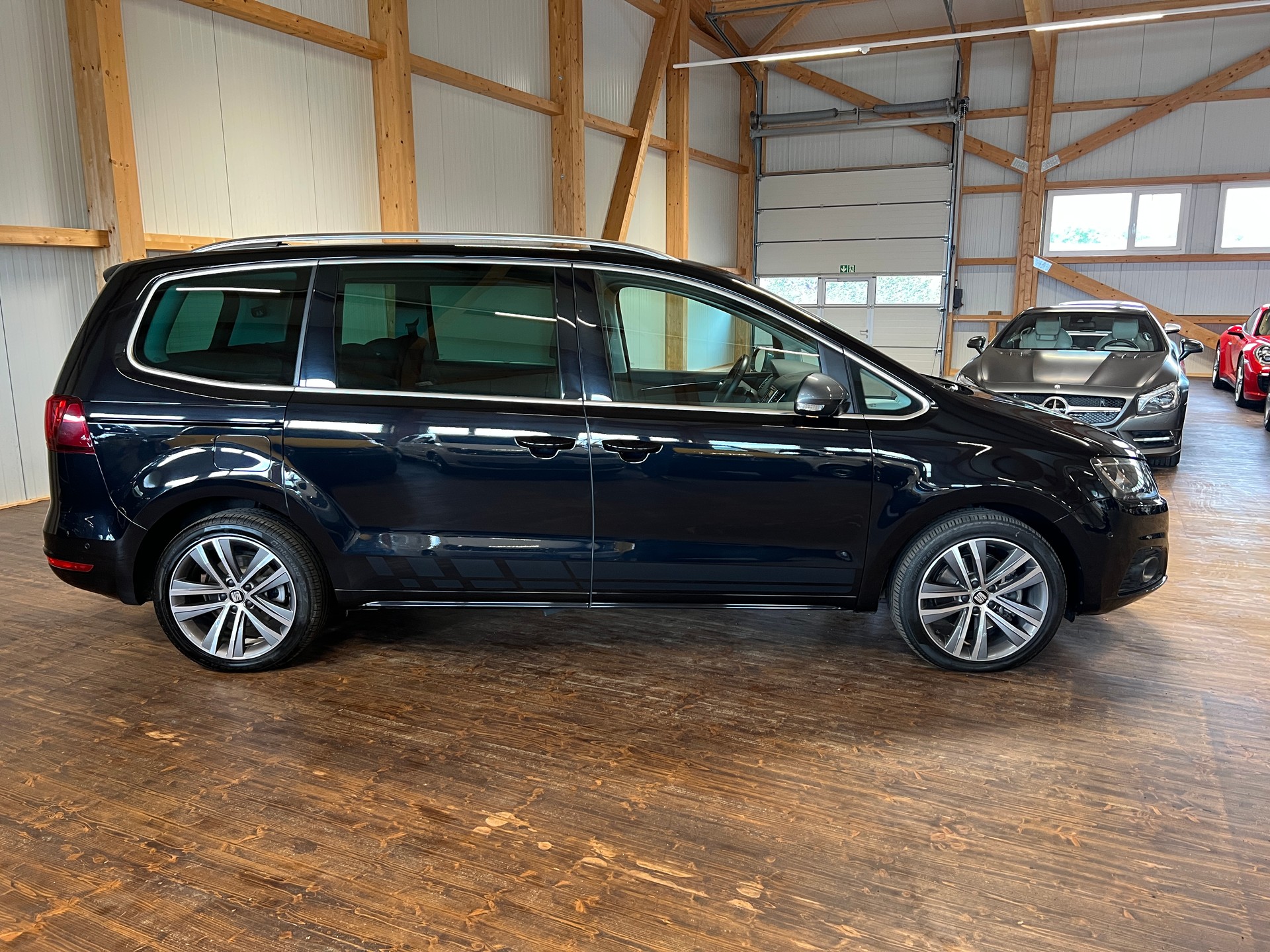 SEAT Alhambra 2.0 TDI FR Line 4Drive-showroom-element-3