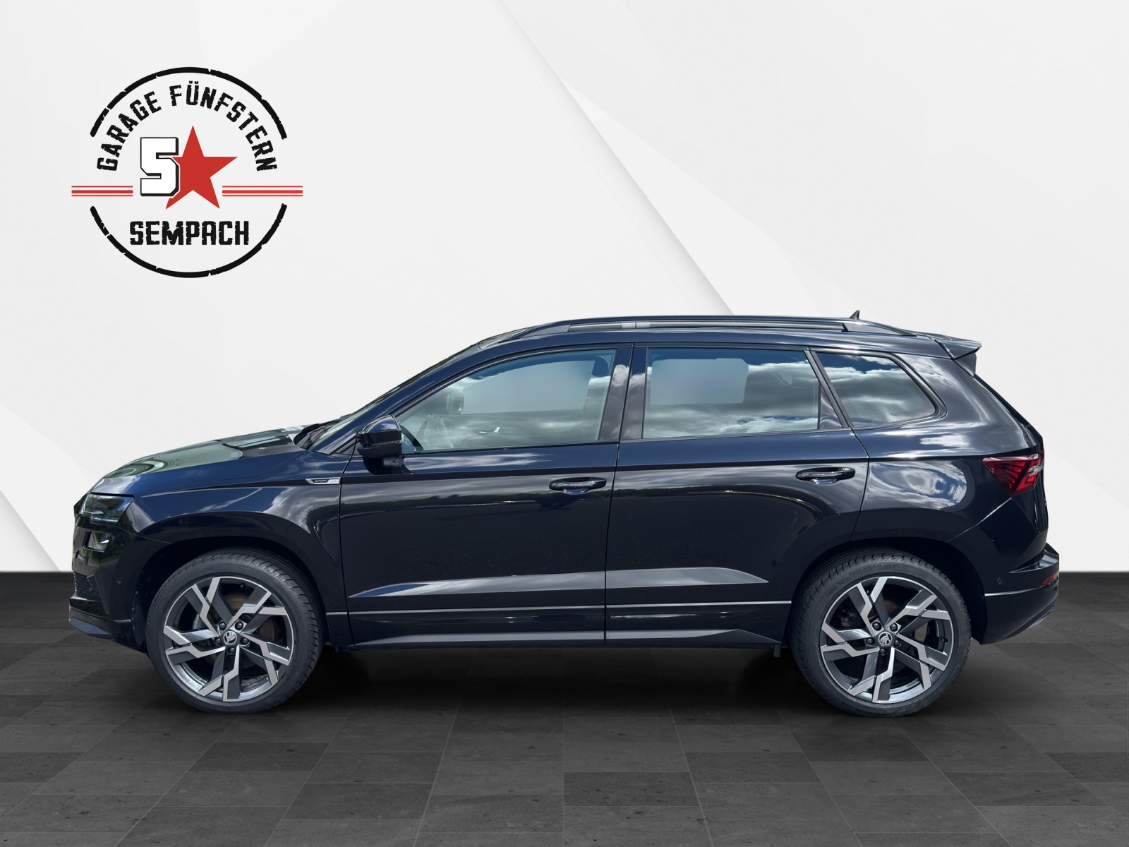 SKODA Karoq 2.0 TSI SportLine 4x4 DSG-showroom-element-1