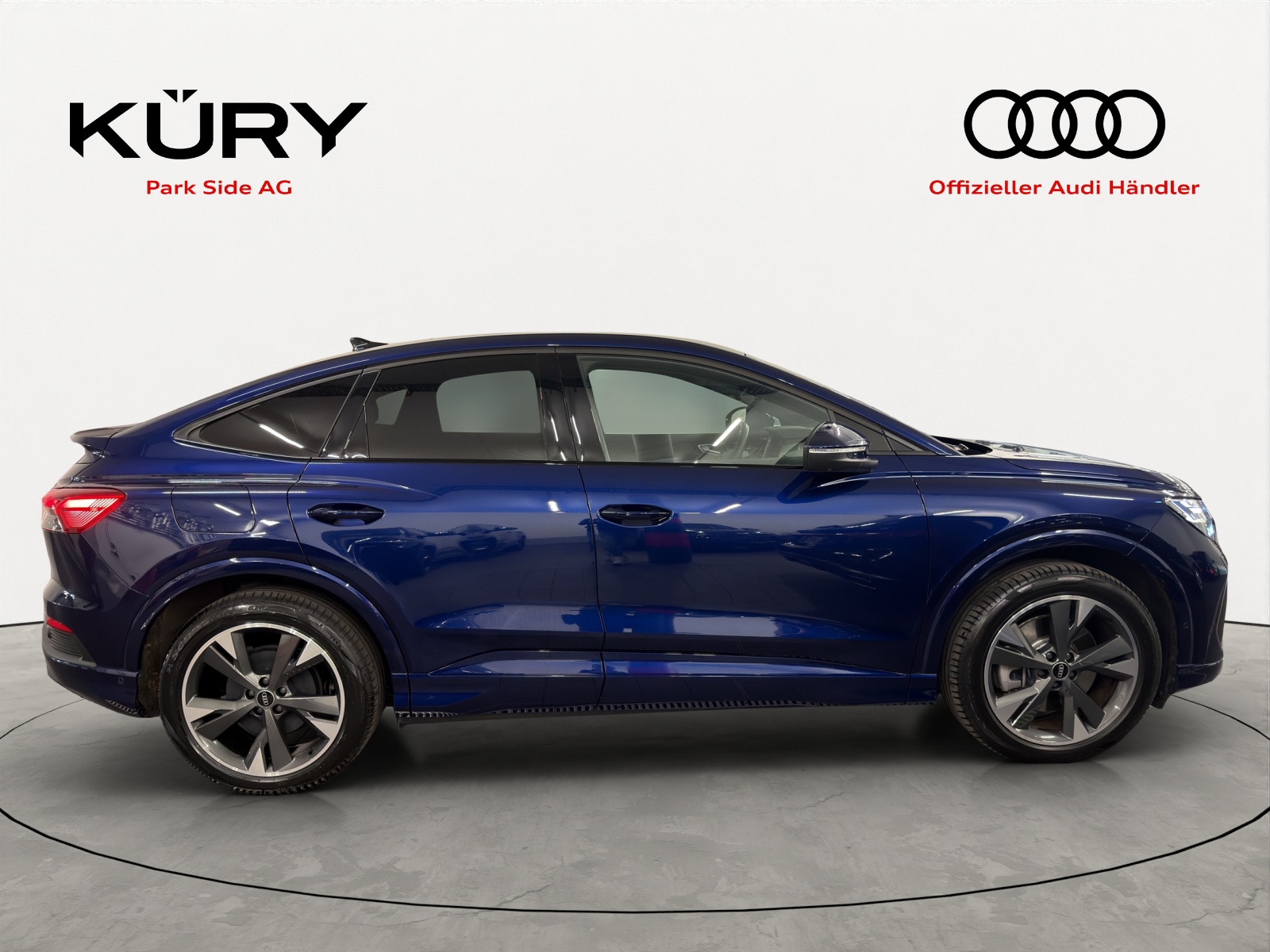 AUDI Q4 Sportback 50 e-tron quattro 299PS-showroom-element-2