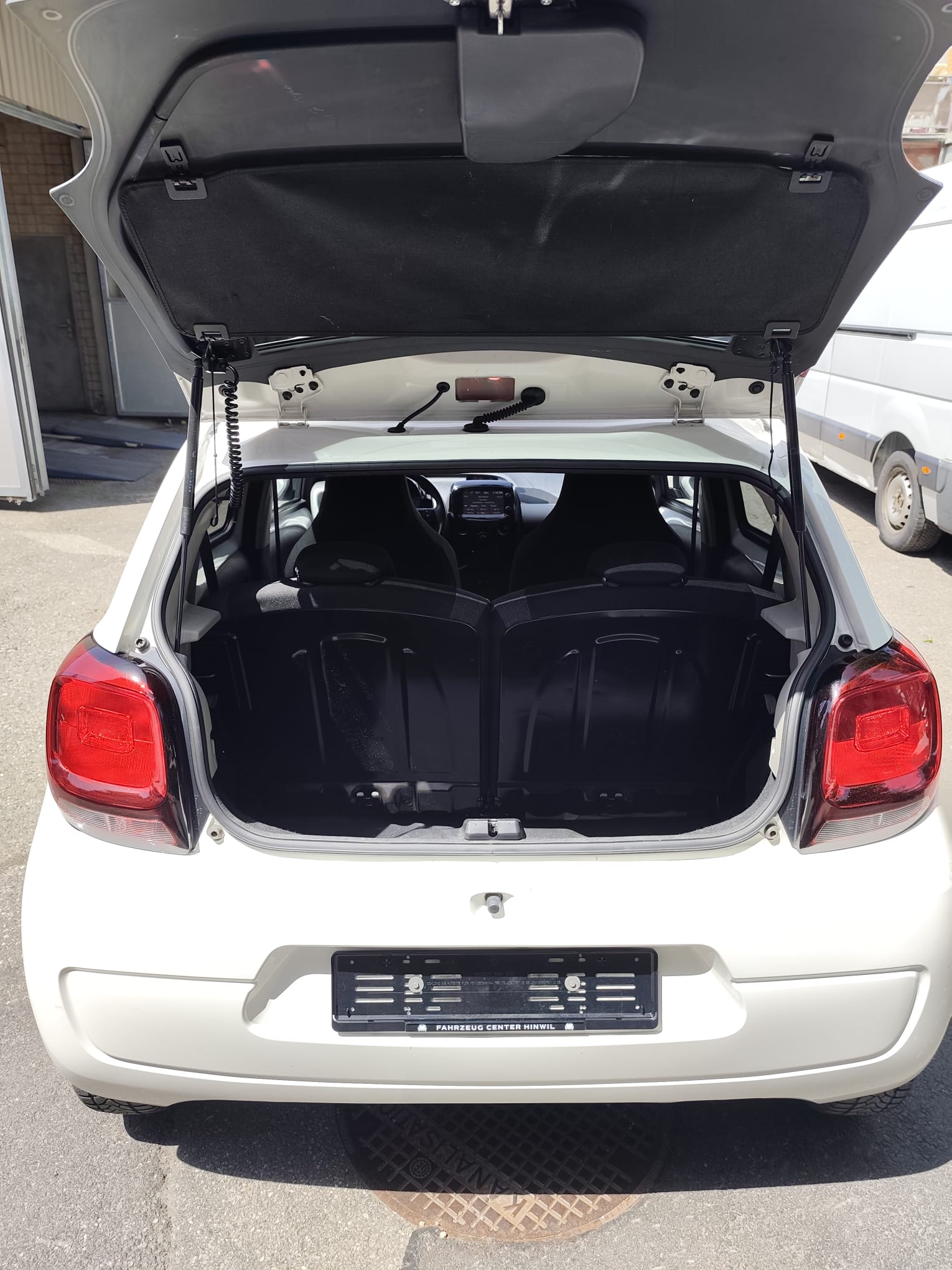 CITROEN C1 1.0 VTi ETG5 Feel-image-10