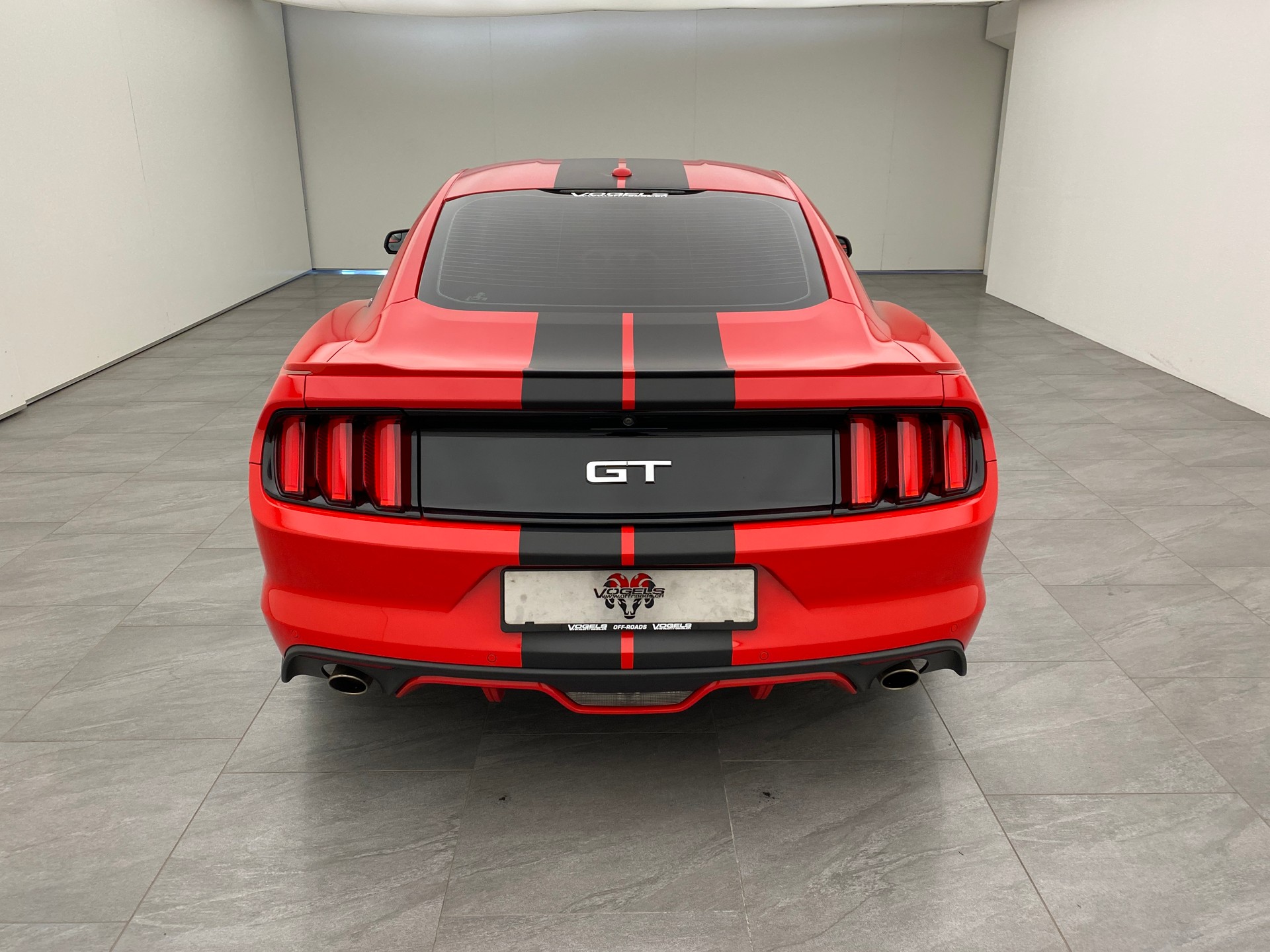 FORD Mustang Coupé 5.0 GT-image-4