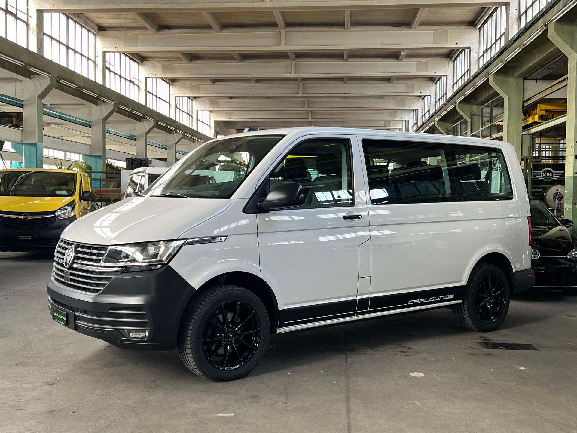 VW T6.1 2.0 TDI 4Motion Bus 9-Plätzer