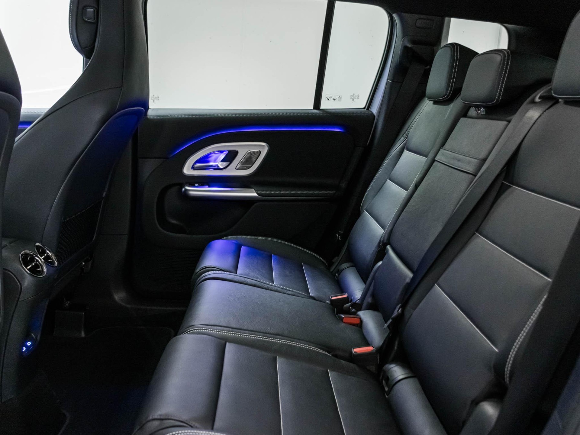 MERCEDES-BENZ GLB 350 4MATIC EQ-image-7