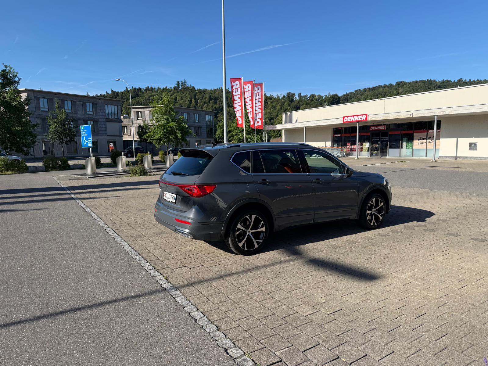 SEAT 2.0 TSI Hola FR 4Drive DSG-image-5