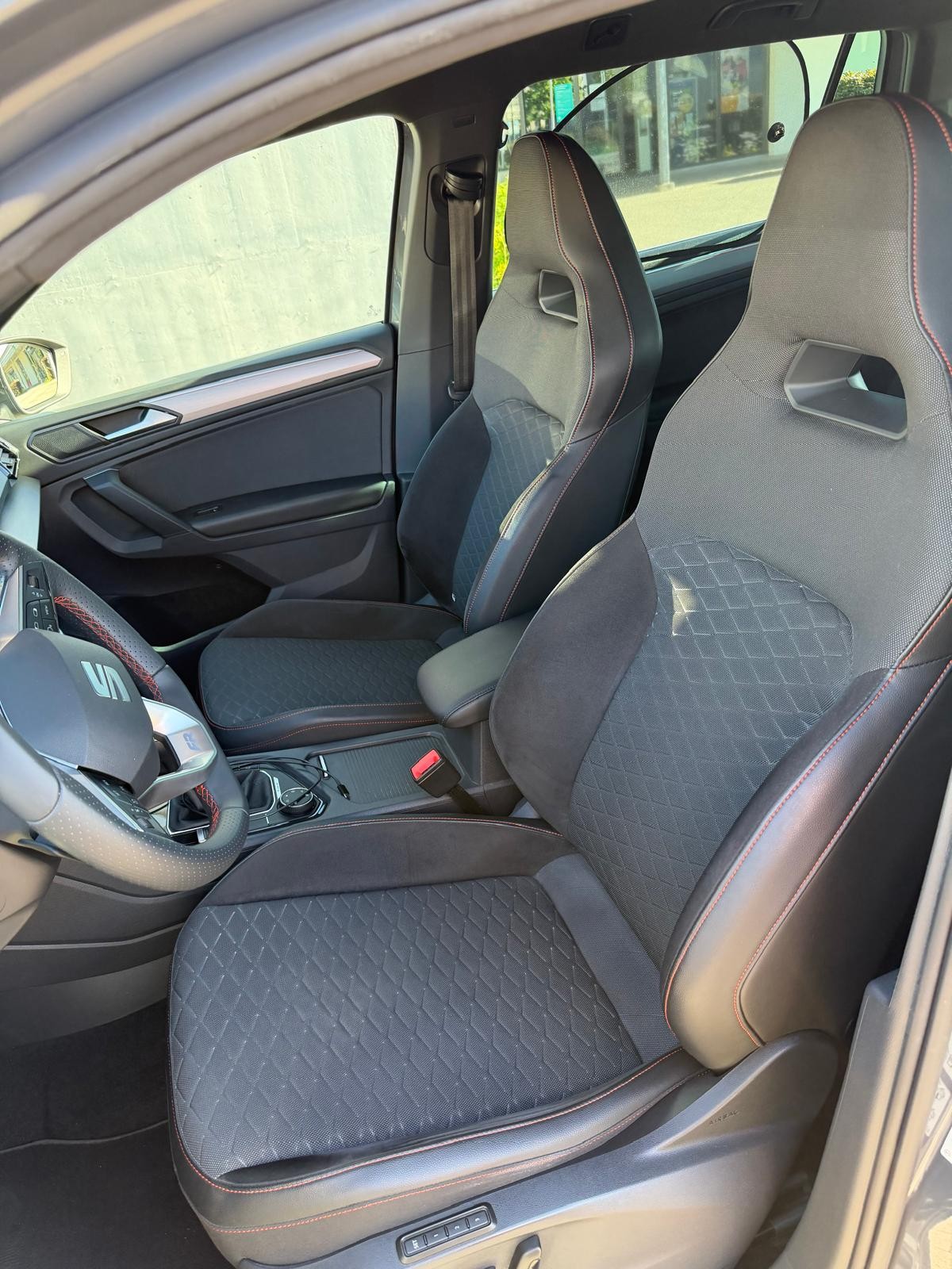 SEAT 2.0 TSI Hola FR 4Drive DSG-image-9