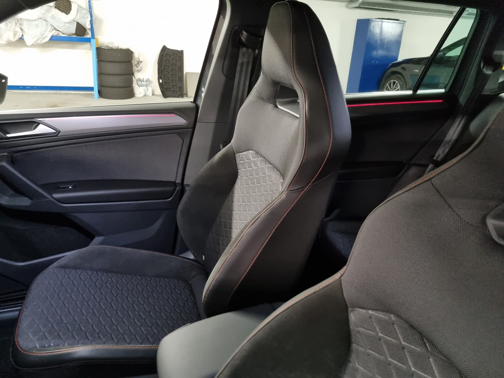 SEAT 2.0 TSI Hola FR 4Drive DSG-image-6