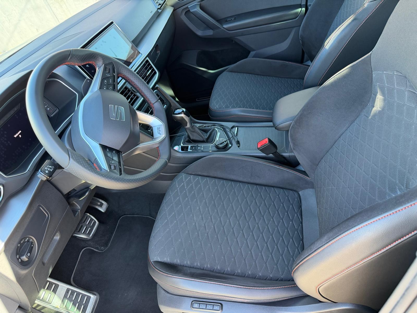 SEAT 2.0 TSI Hola FR 4Drive DSG-image-8