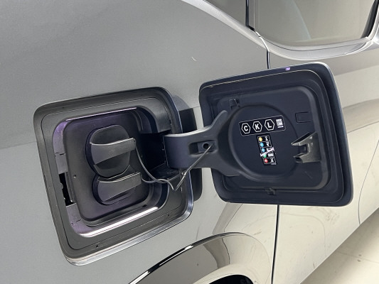 BMW i3s (120Ah)-image-12
