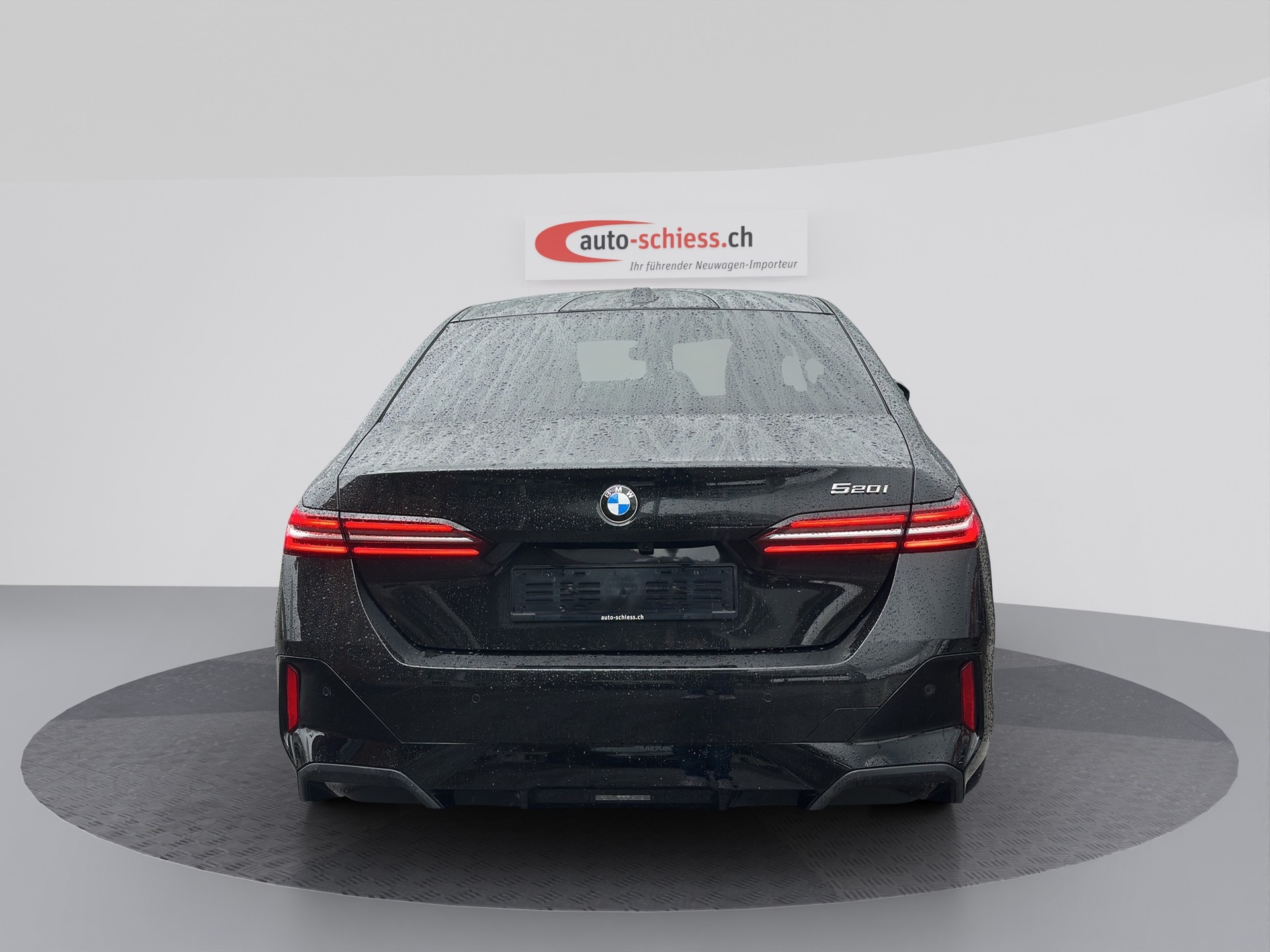 BMW 520i 48V M Sport Steptronic-image-3