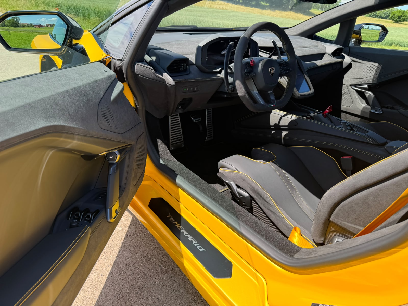 LAMBORGHINI Temerario HPEV-image-3
