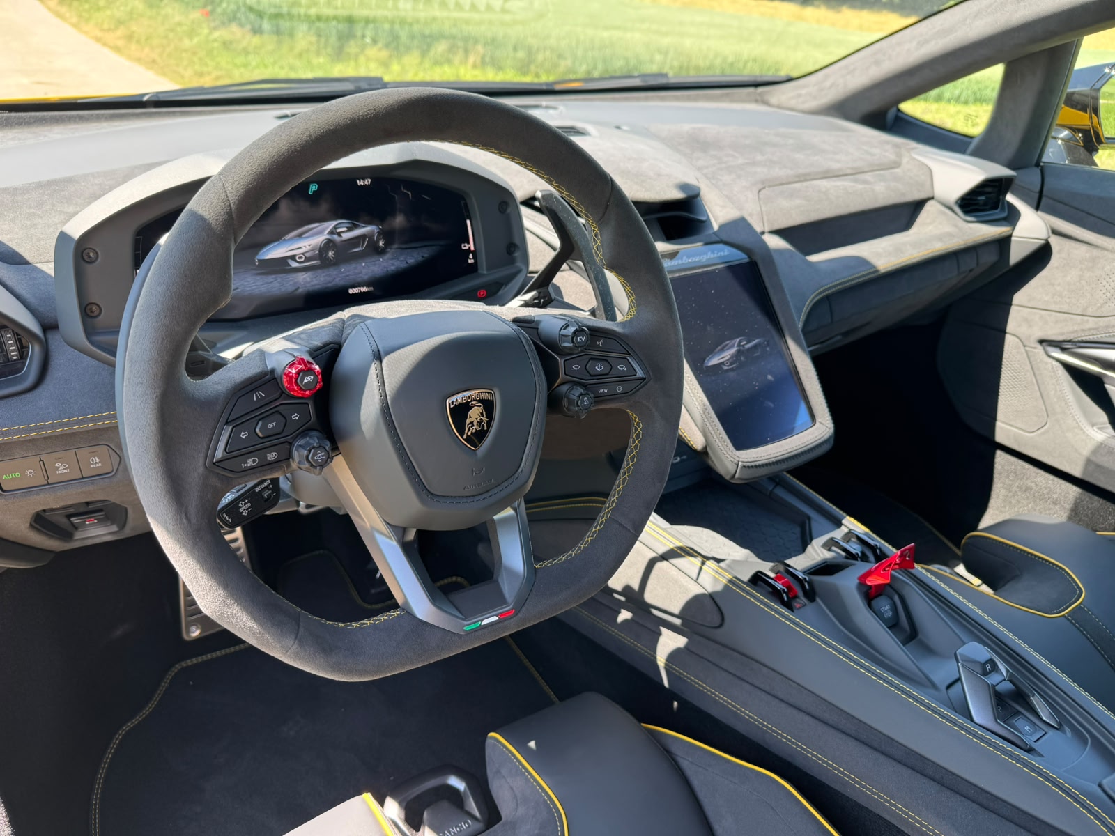 LAMBORGHINI Temerario HPEV-image-2