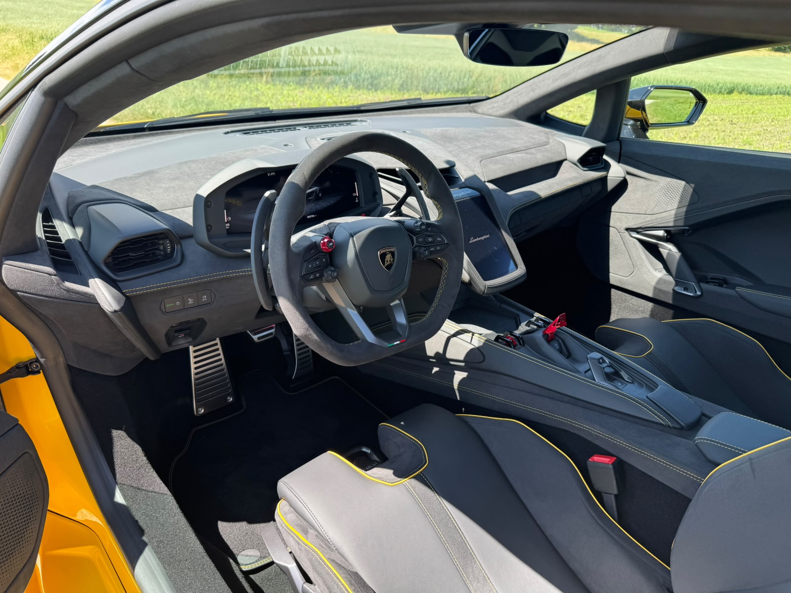 LAMBORGHINI Temerario HPEV-image-9