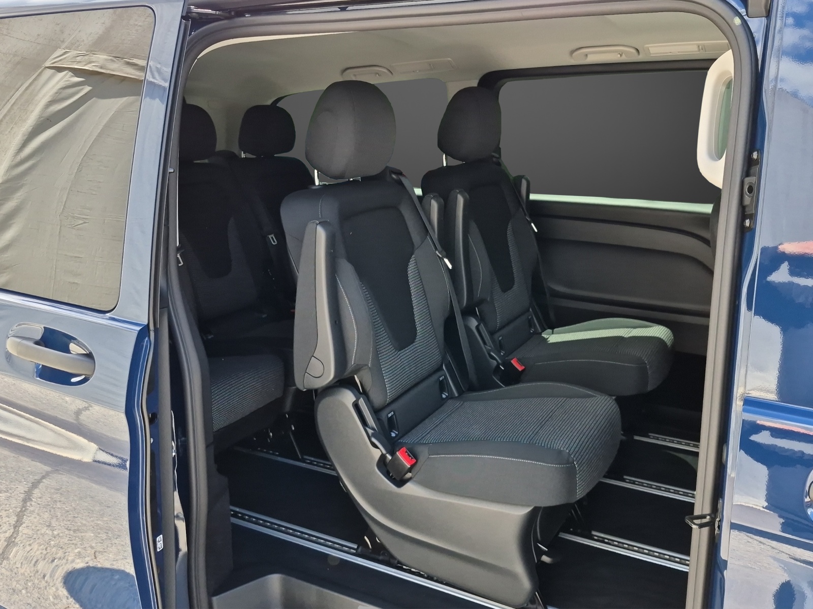 MERCEDES-BENZ Vito 116 CDI Lang Tourer 9G-Tronic 4M Select-image-8