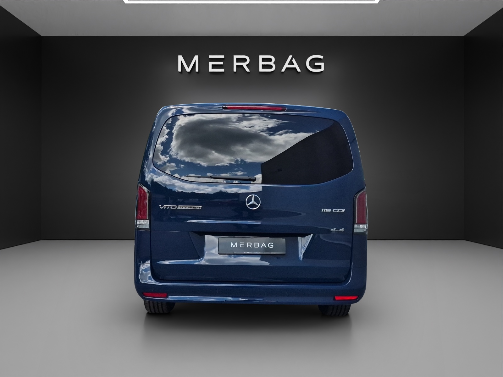 MERCEDES-BENZ Vito 116 CDI Lang Tourer 9G-Tronic 4M Select-image-4