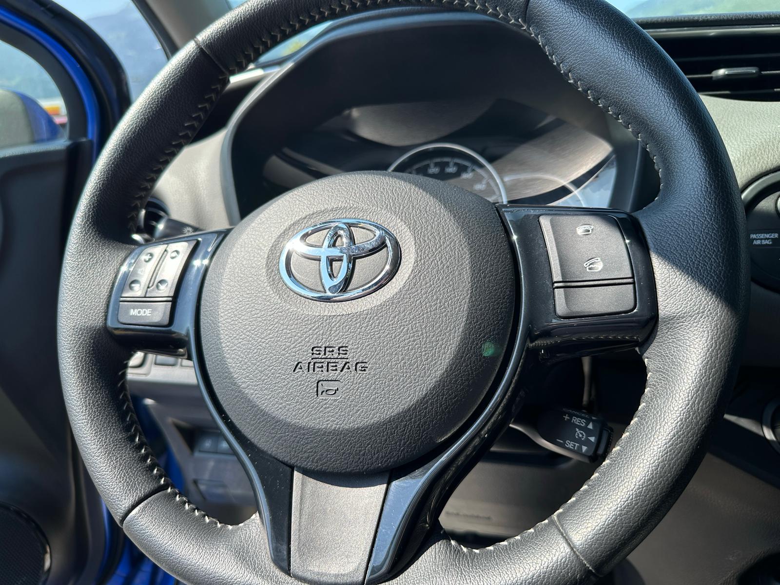 TOYOTA Yaris 1.5 VVT-i Hybrid Trend e-CVT-image-9