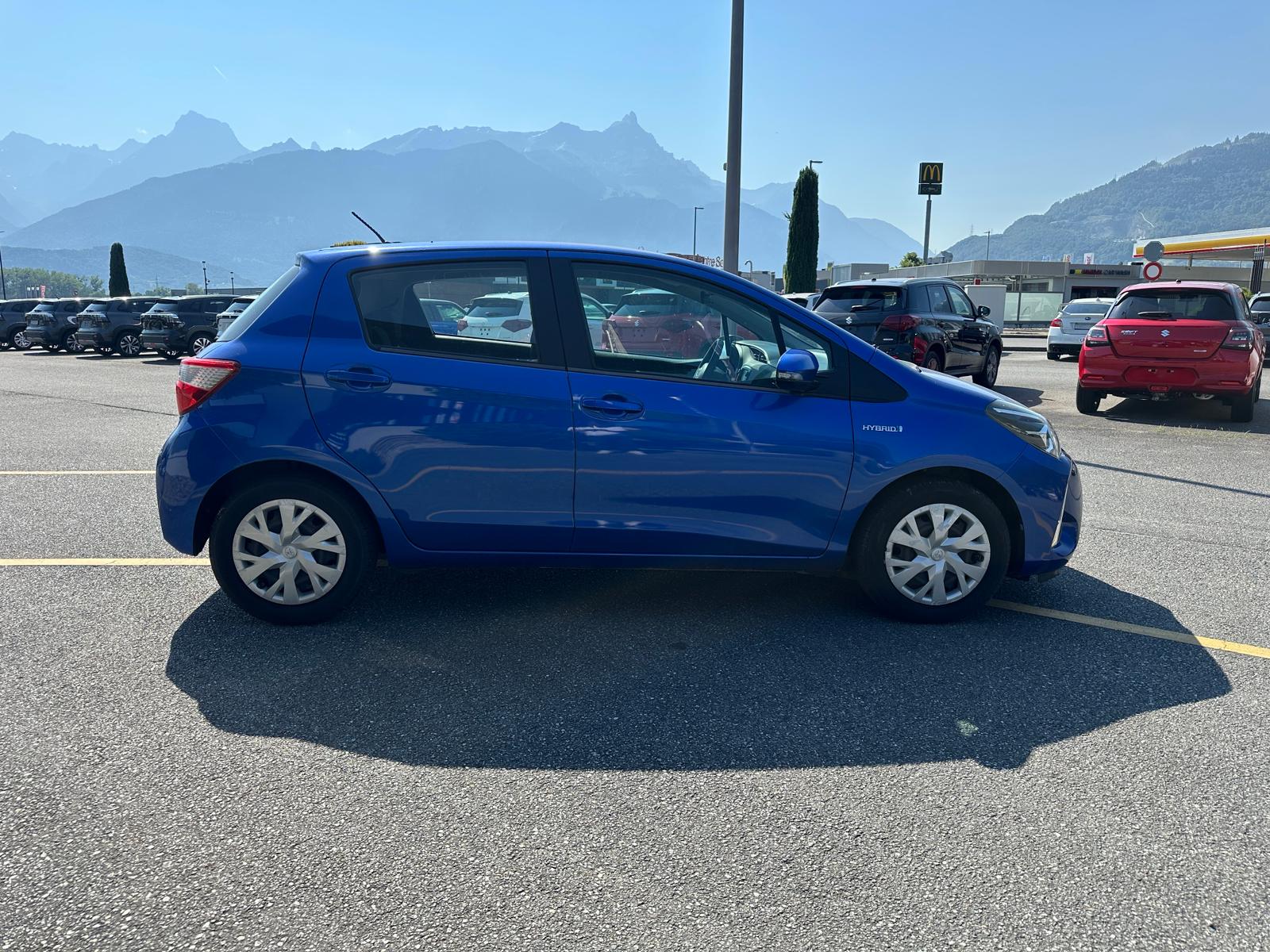 TOYOTA Yaris 1.5 VVT-i Hybrid Trend e-CVT-image-5