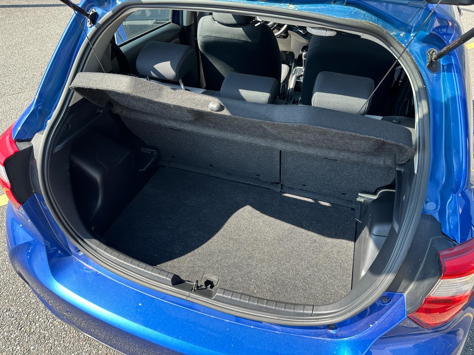 TOYOTA Yaris 1.5 VVT-i Hybrid Trend e-CVT-image-14