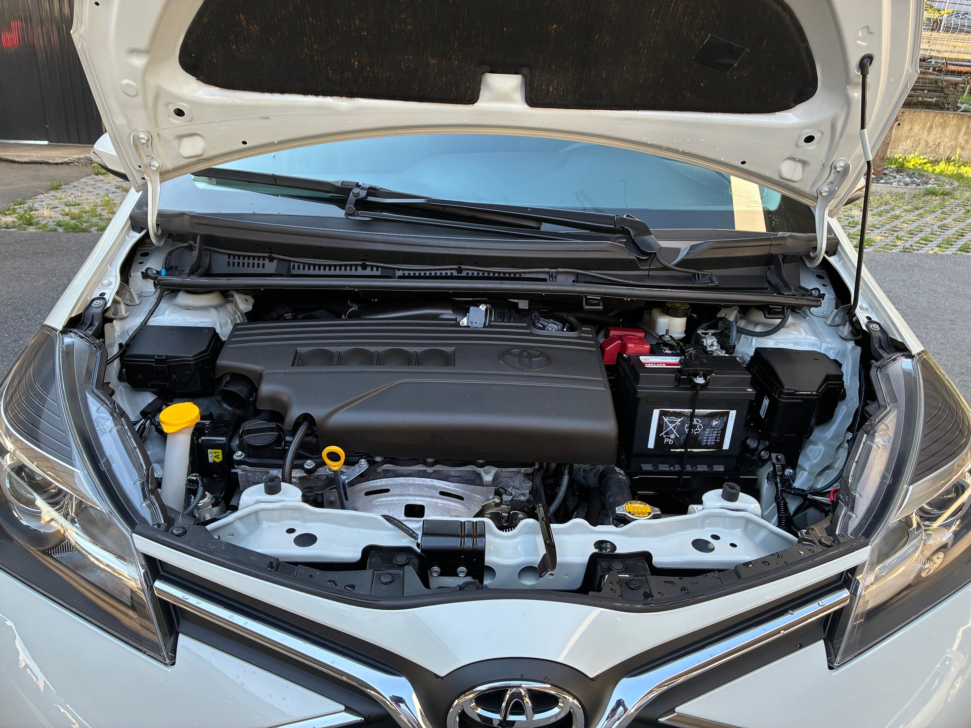 TOYOTA Yaris 1.33 Trend-image-9