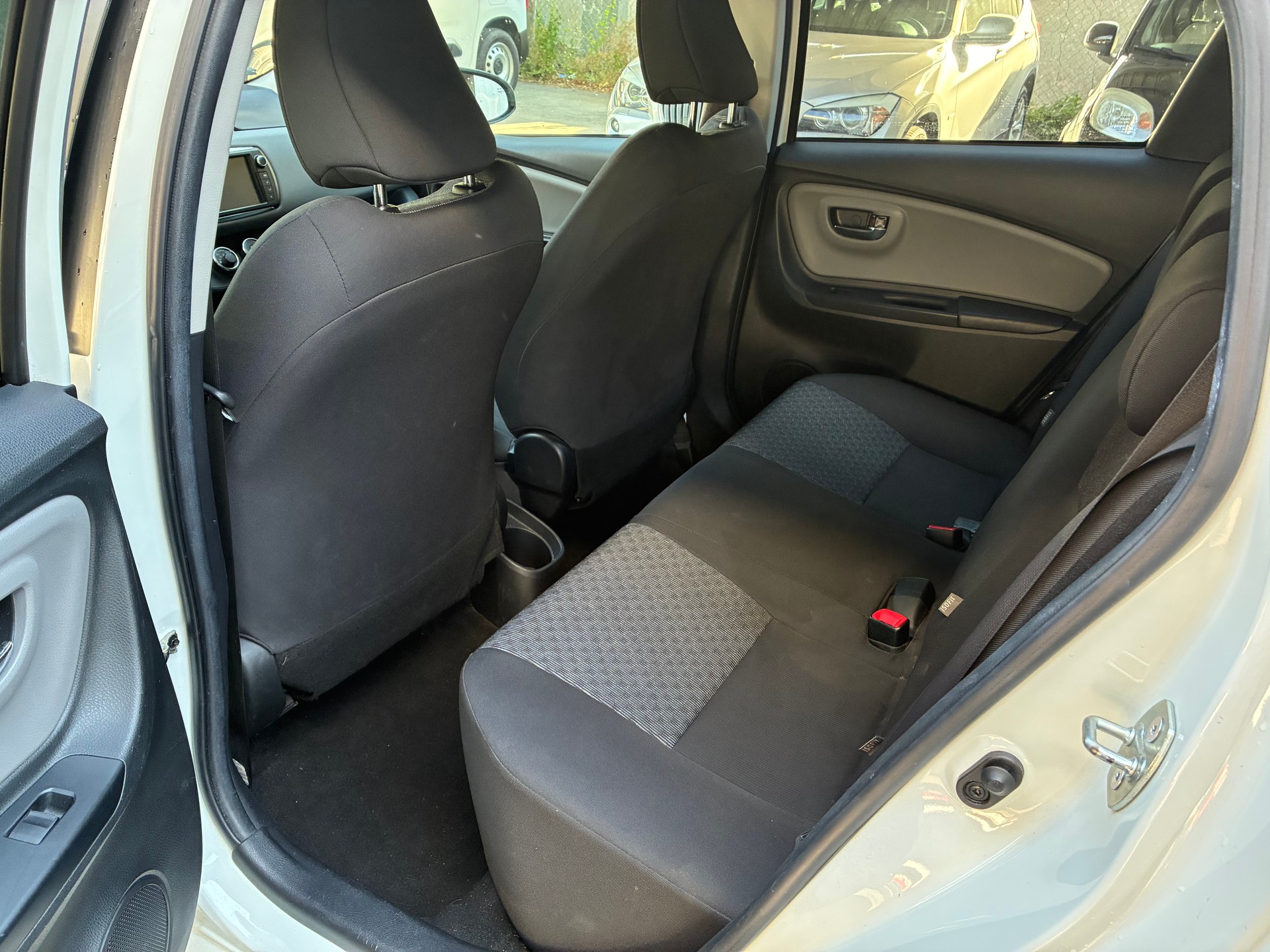 TOYOTA Yaris 1.33 Trend-image-5