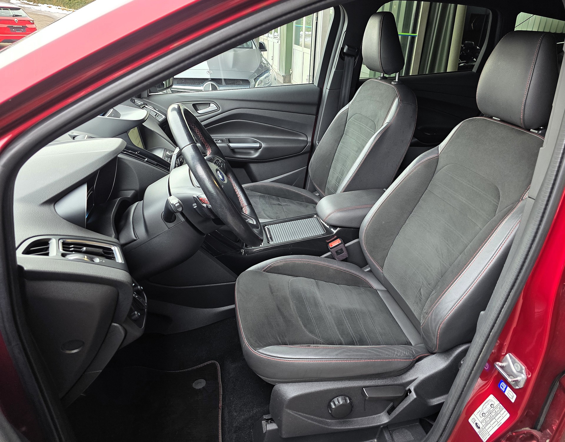 FORD Kuga 1.5 SCTi ST Line High 4WD Automatic *Zahnriemen frisch ersetzt*-image-9