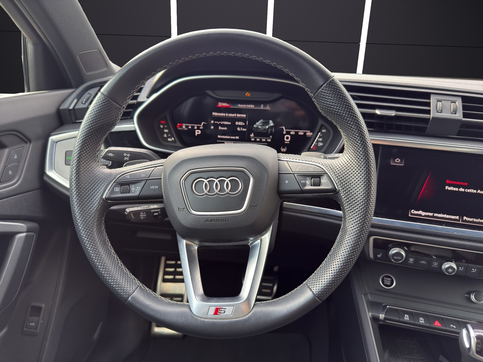 AUDI Q3 Sportback 35 TFSI S line Attraction S-tronic-image-9