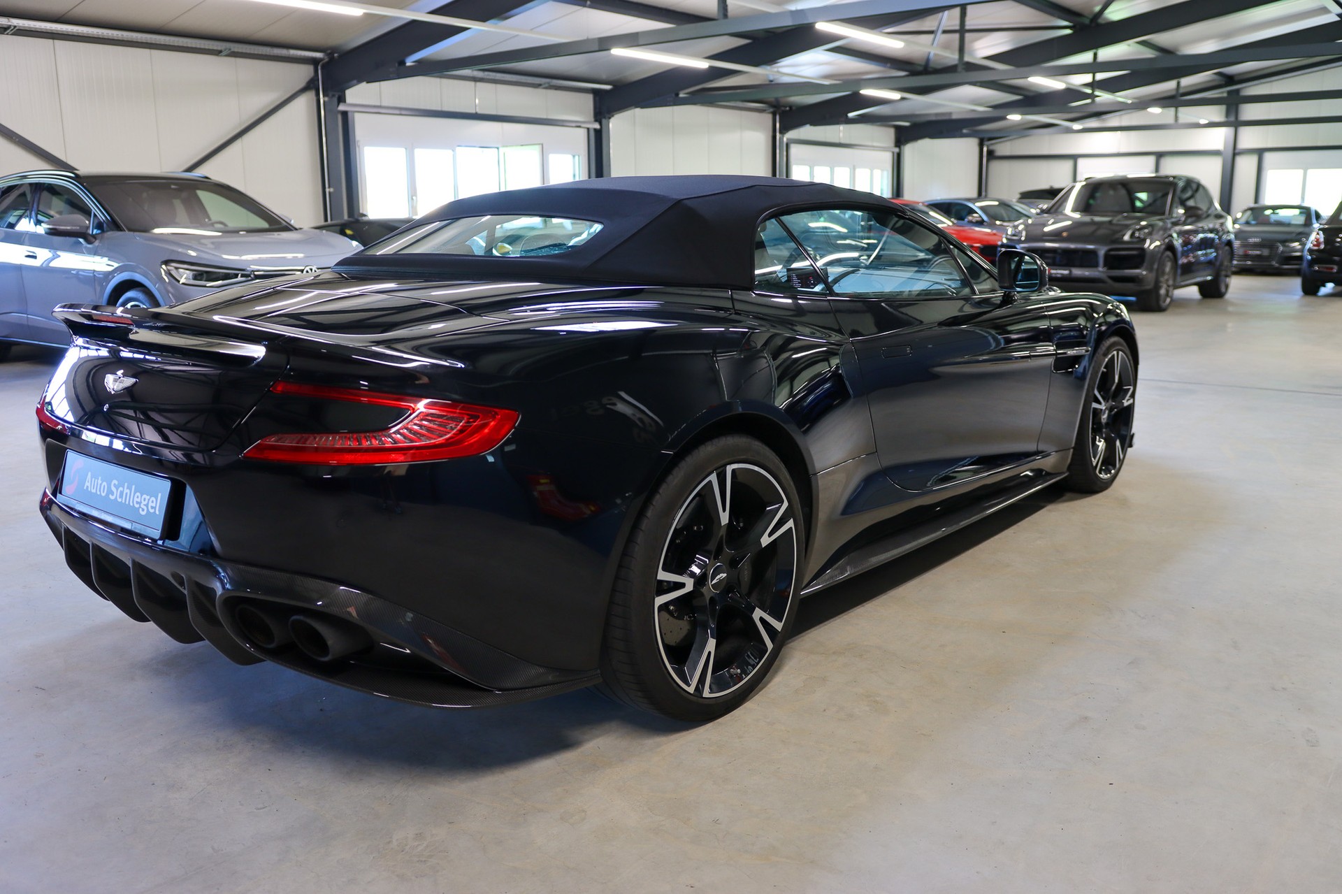 ASTON MARTIN Vanquish S Volante V12 Touchtronic 3-image-5