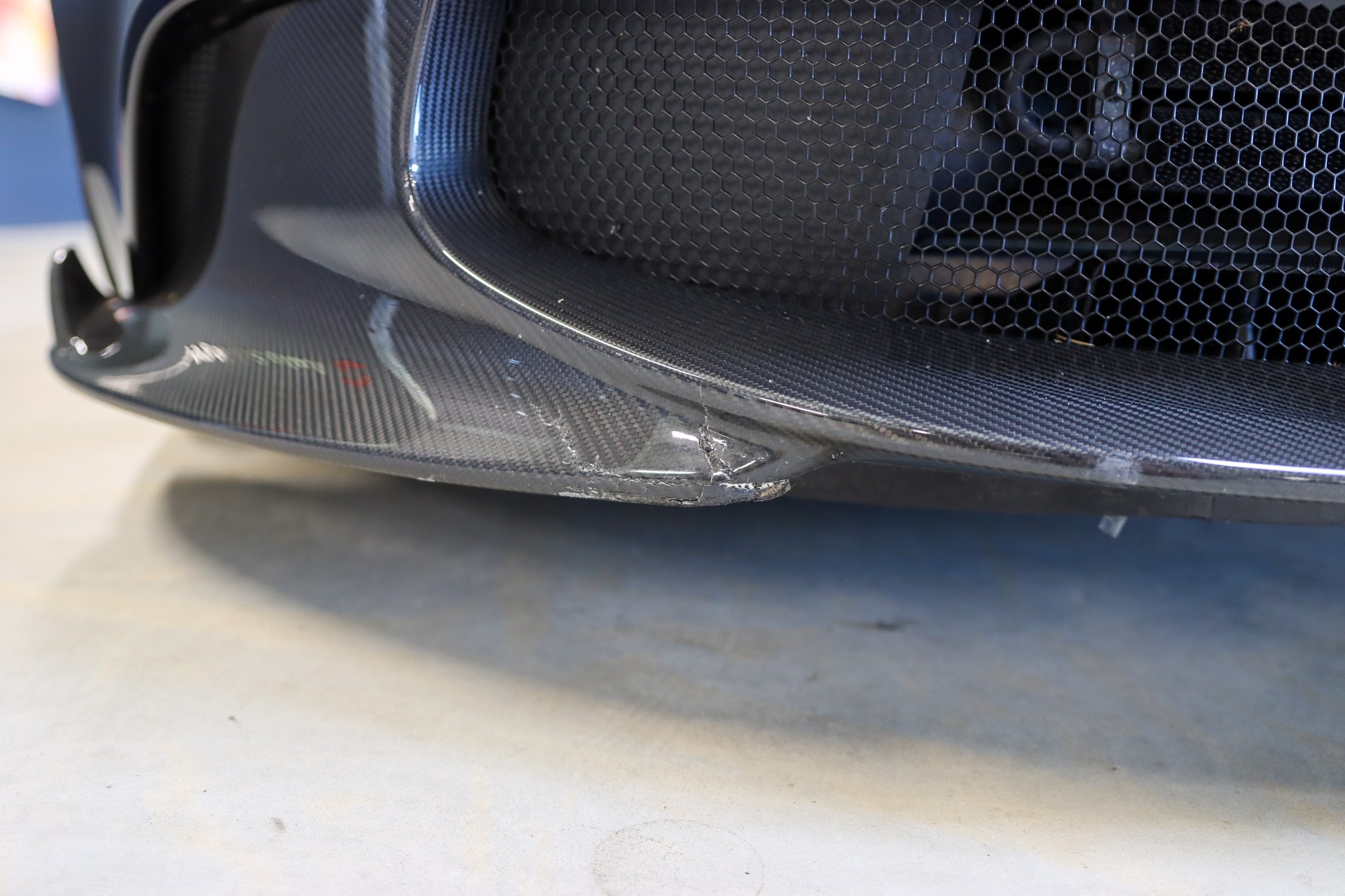ASTON MARTIN Vanquish S Volante V12 Touchtronic 3-image-9