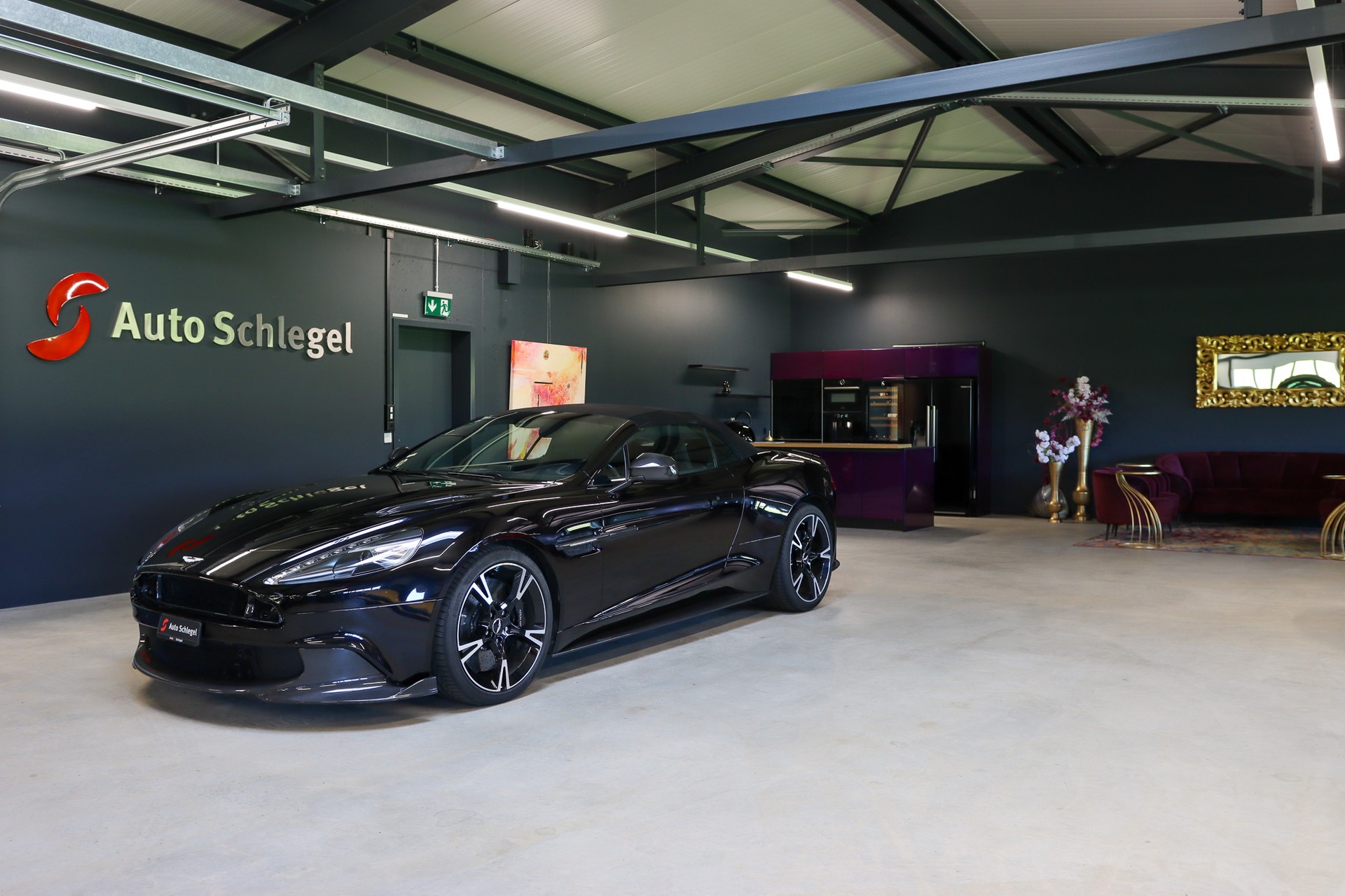 ASTON MARTIN Vanquish S Volante V12 Touchtronic 3-image-0