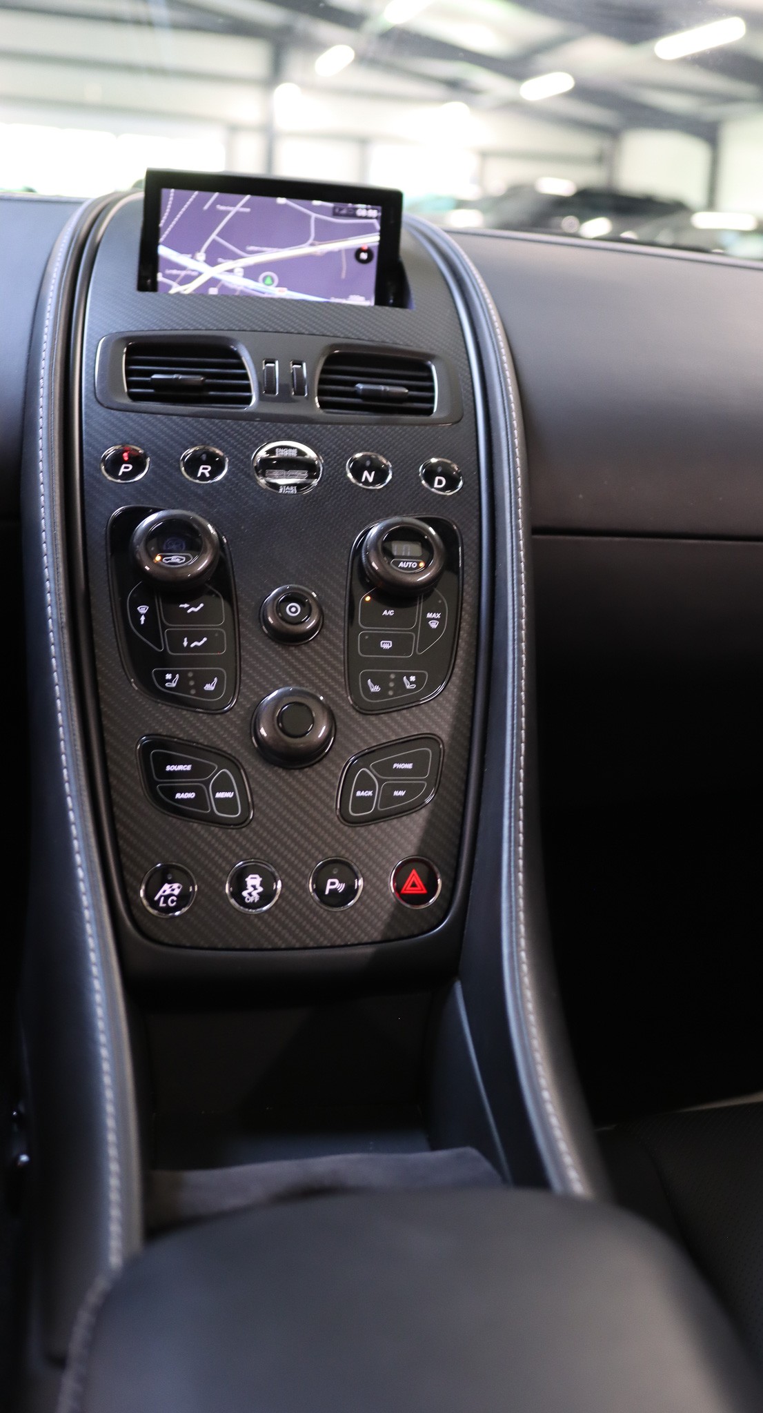 ASTON MARTIN Vanquish S Volante V12 Touchtronic 3-image-13