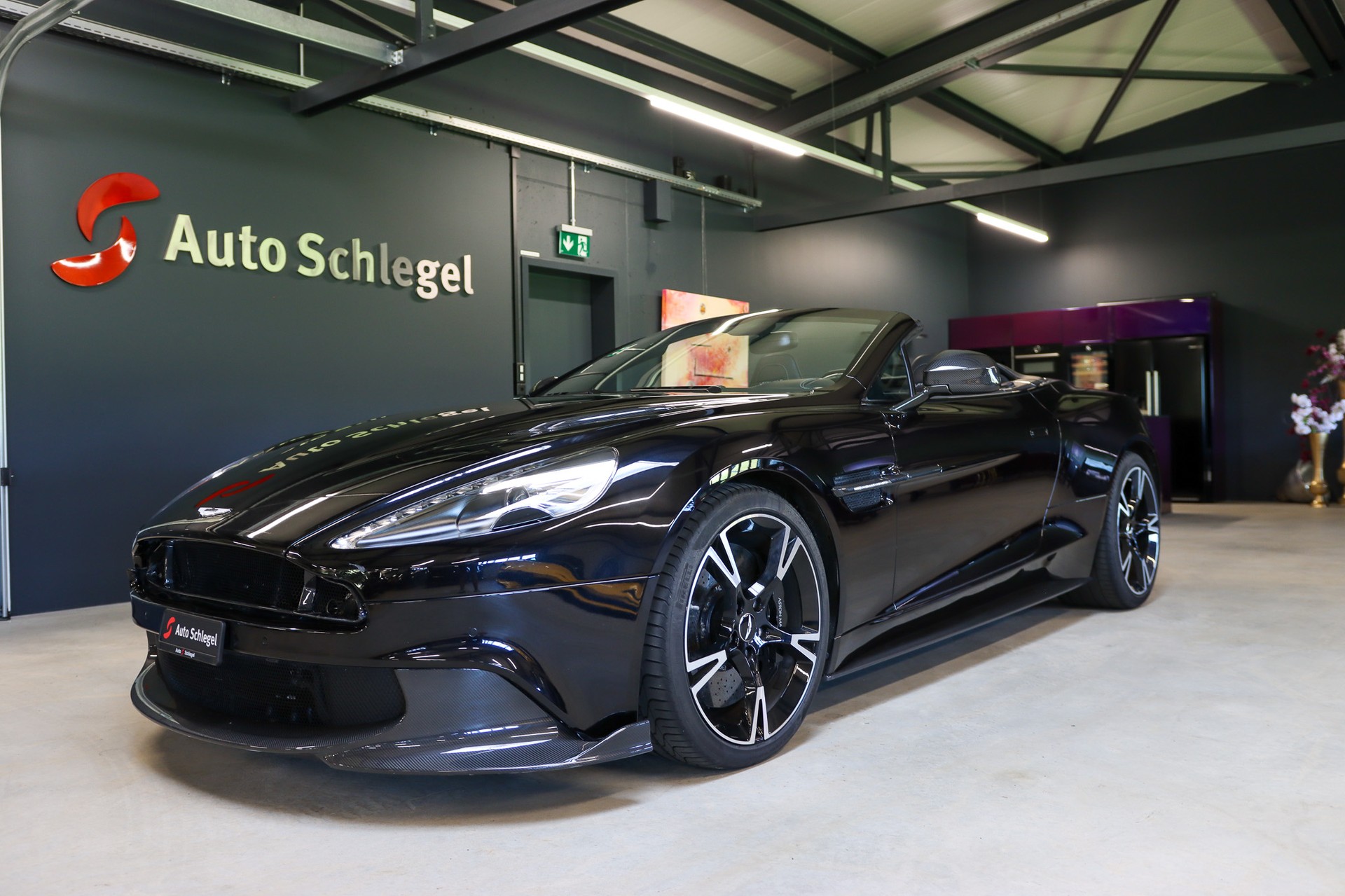 ASTON MARTIN Vanquish S Volante V12 Touchtronic 3-image-10