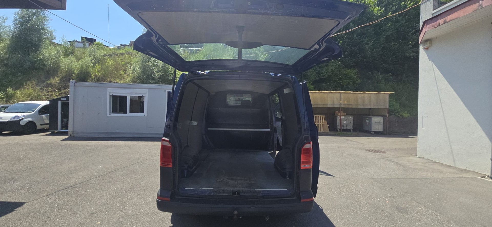VW T6 2.0 Bi-TDI 4Motion-image-10