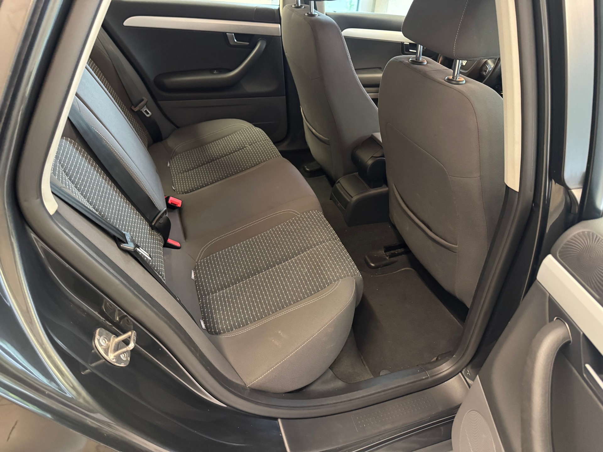 SEAT Exeo ST 2.0 TDI Sport-image-12