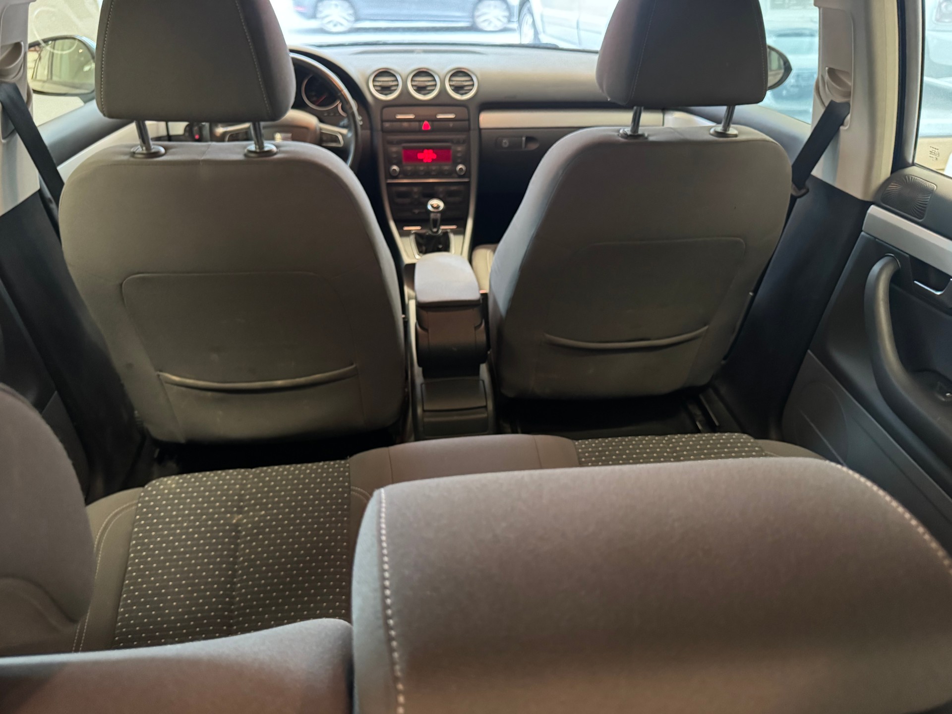 SEAT Exeo ST 2.0 TDI Sport-image-13