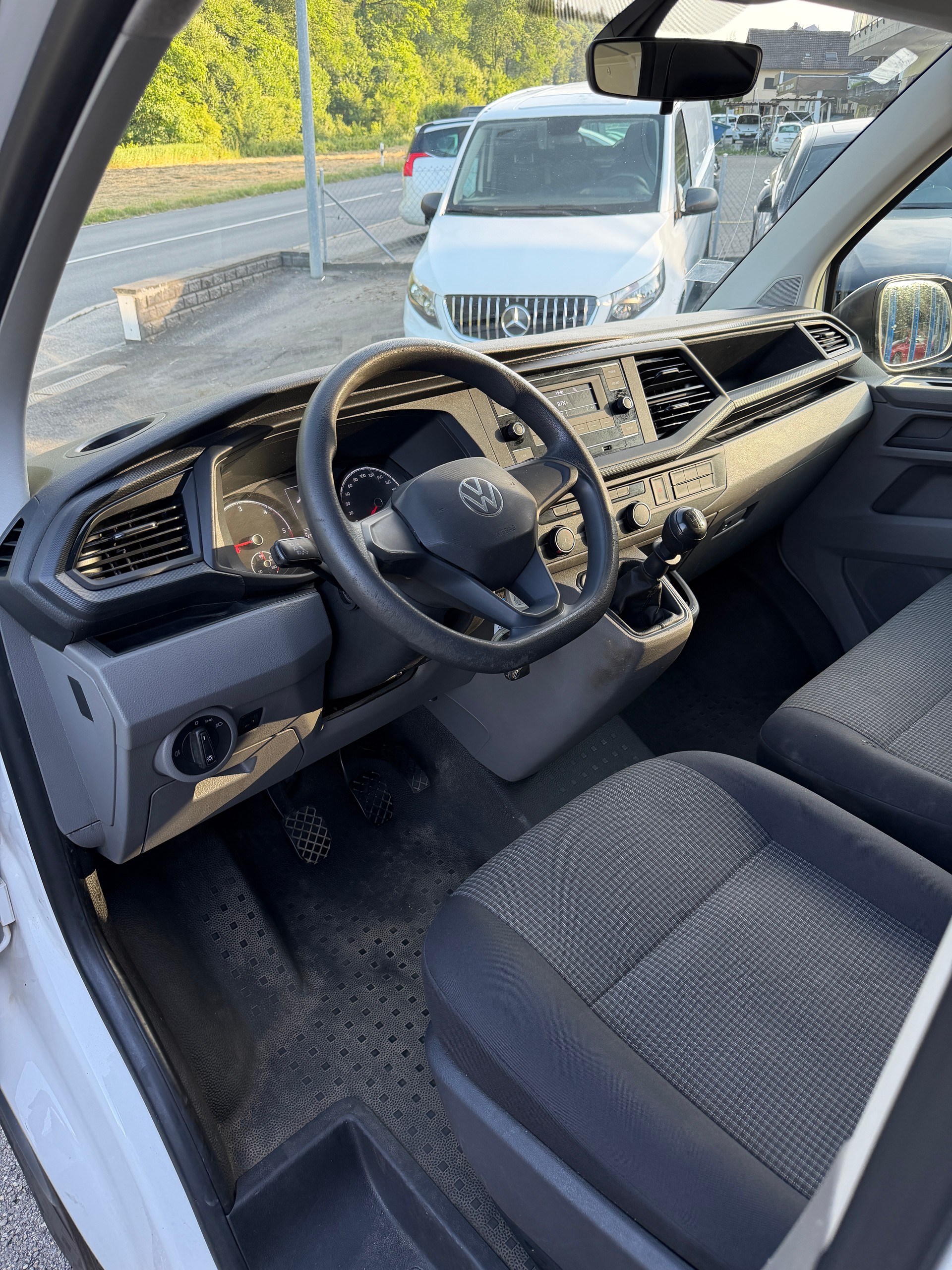 VW T6.1 2.0 TDI-image-6