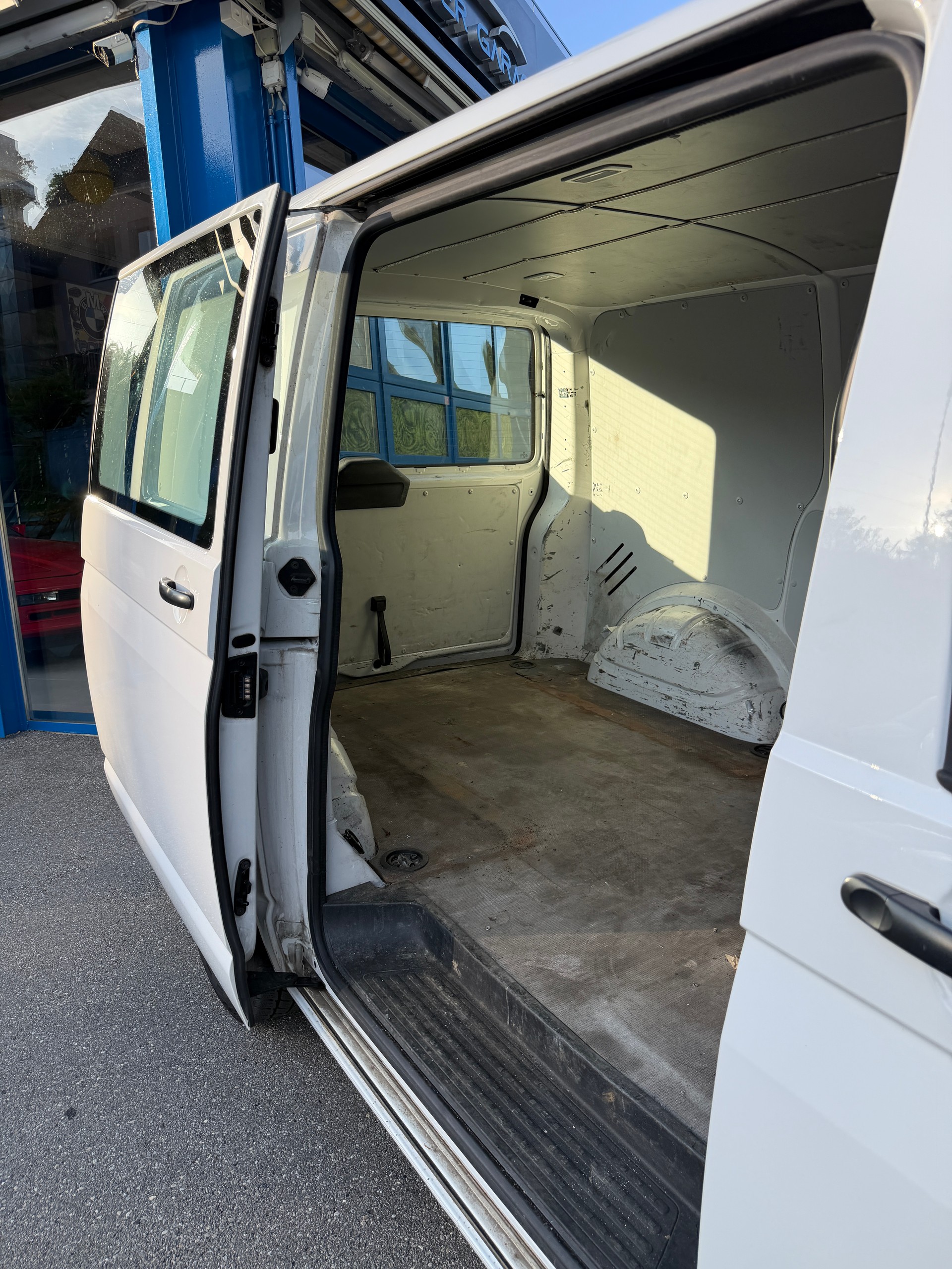 VW T6.1 2.0 TDI-image-10