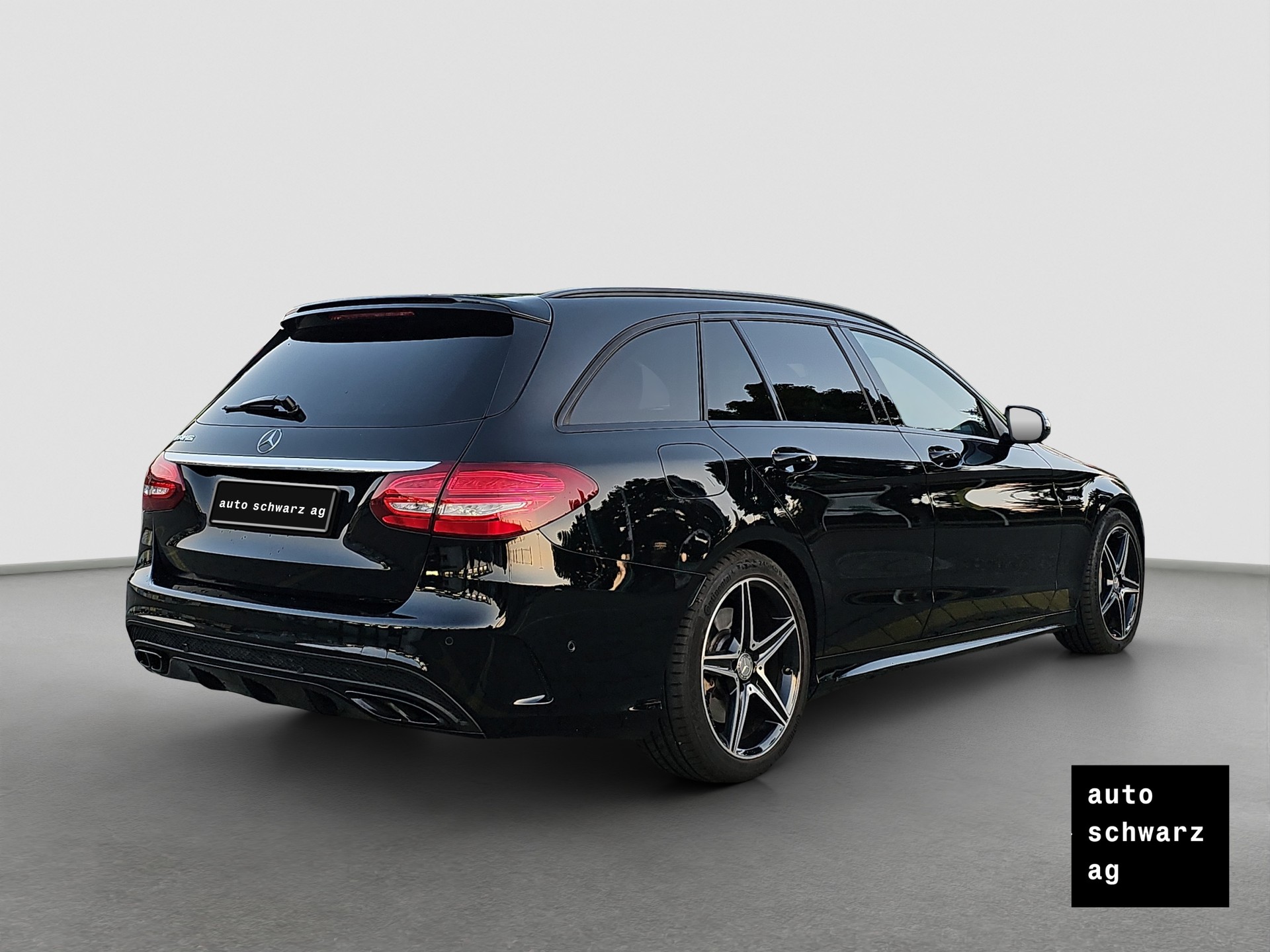 MERCEDES-BENZ C 450 AMG 4Matic 7G-Tronic-image-4