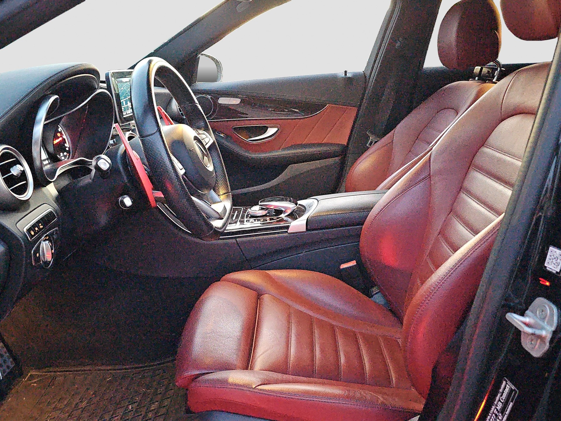 MERCEDES-BENZ C 450 AMG 4Matic 7G-Tronic-image-8