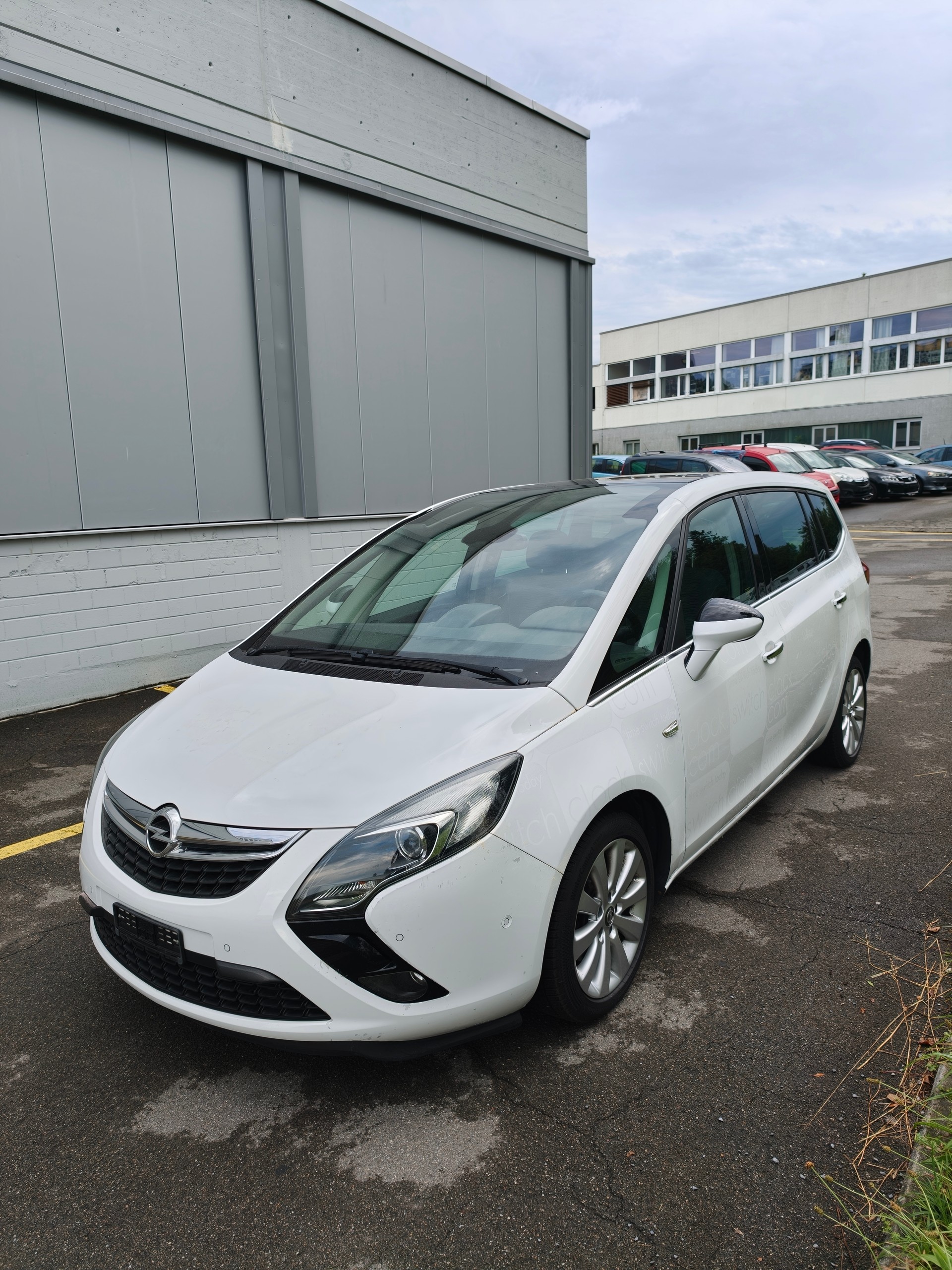 OPEL Zafira Tourer 1.6i 16V CNG Turbo Cosmo-image-0