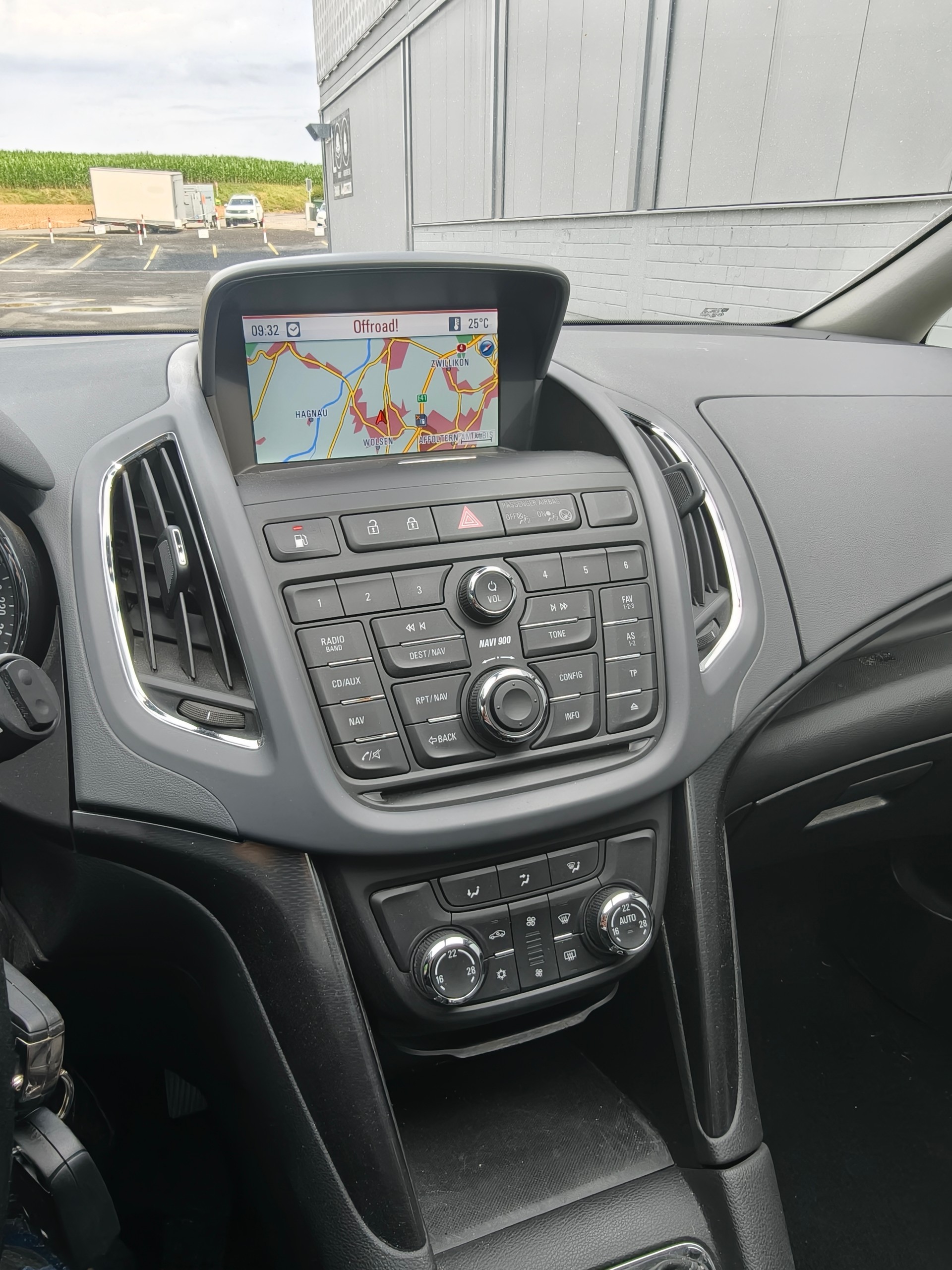 OPEL Zafira Tourer 1.6i 16V CNG Turbo Cosmo-image-12