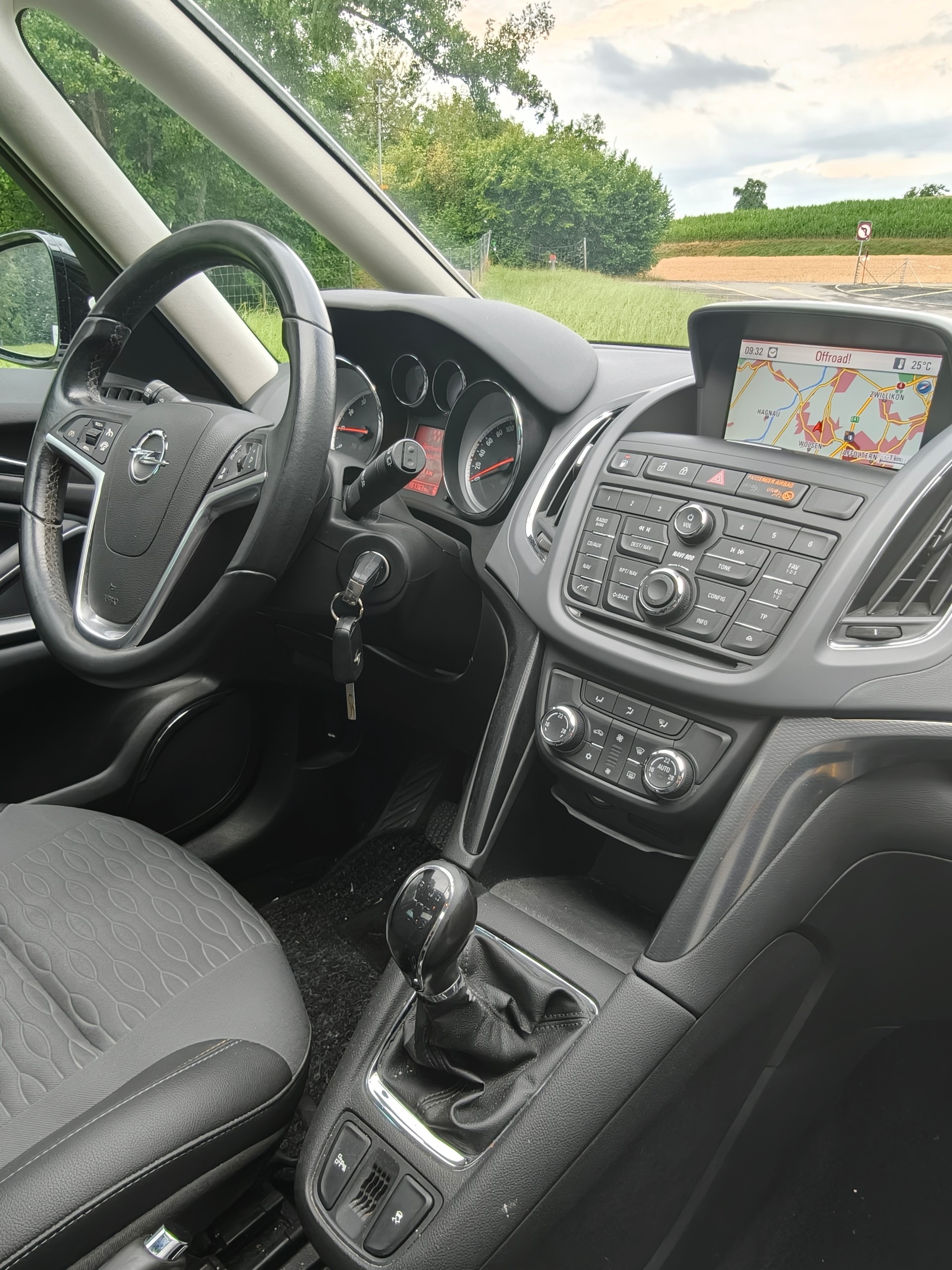 OPEL Zafira Tourer 1.6i 16V CNG Turbo Cosmo-image-7