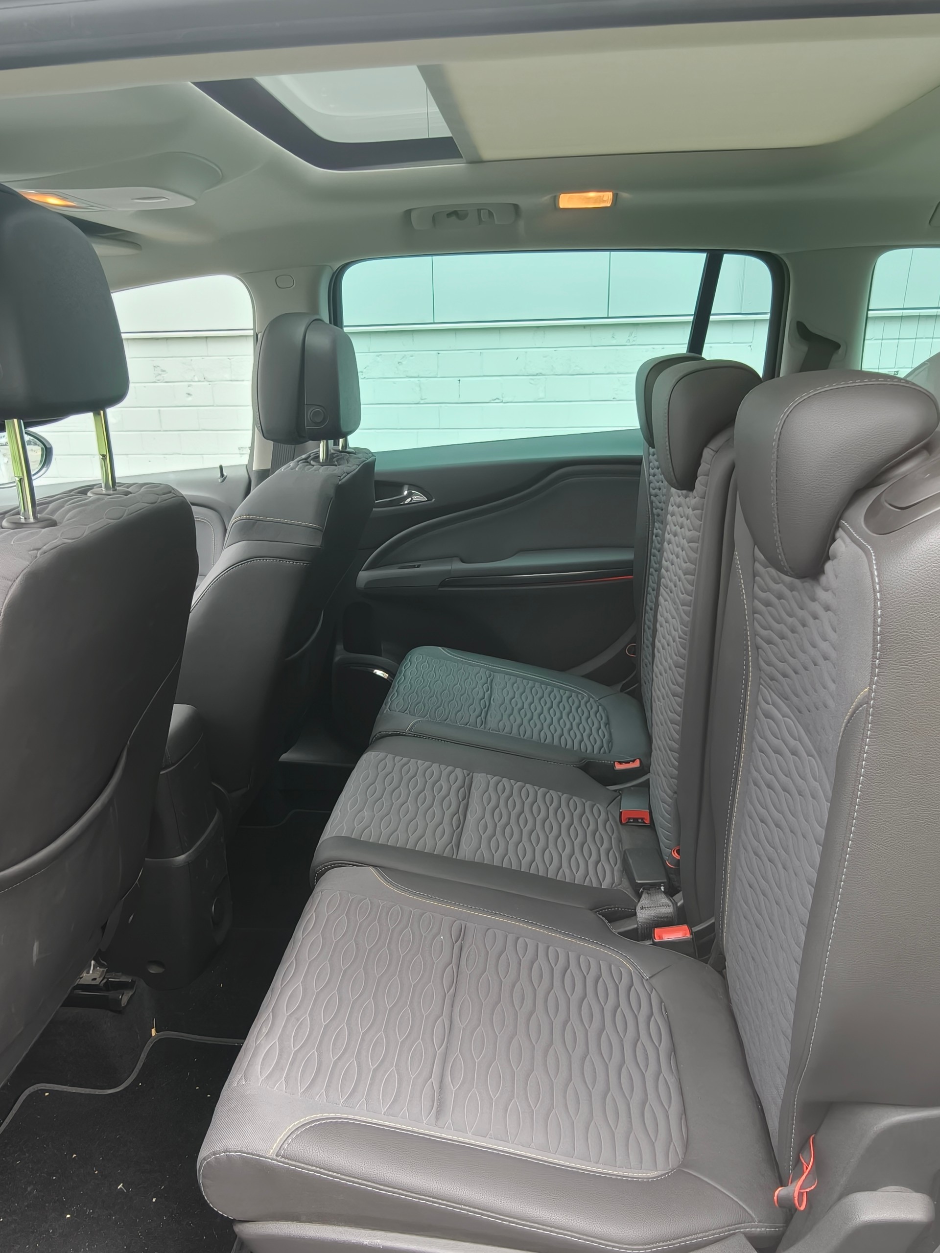 OPEL Zafira Tourer 1.6i 16V CNG Turbo Cosmo-image-10