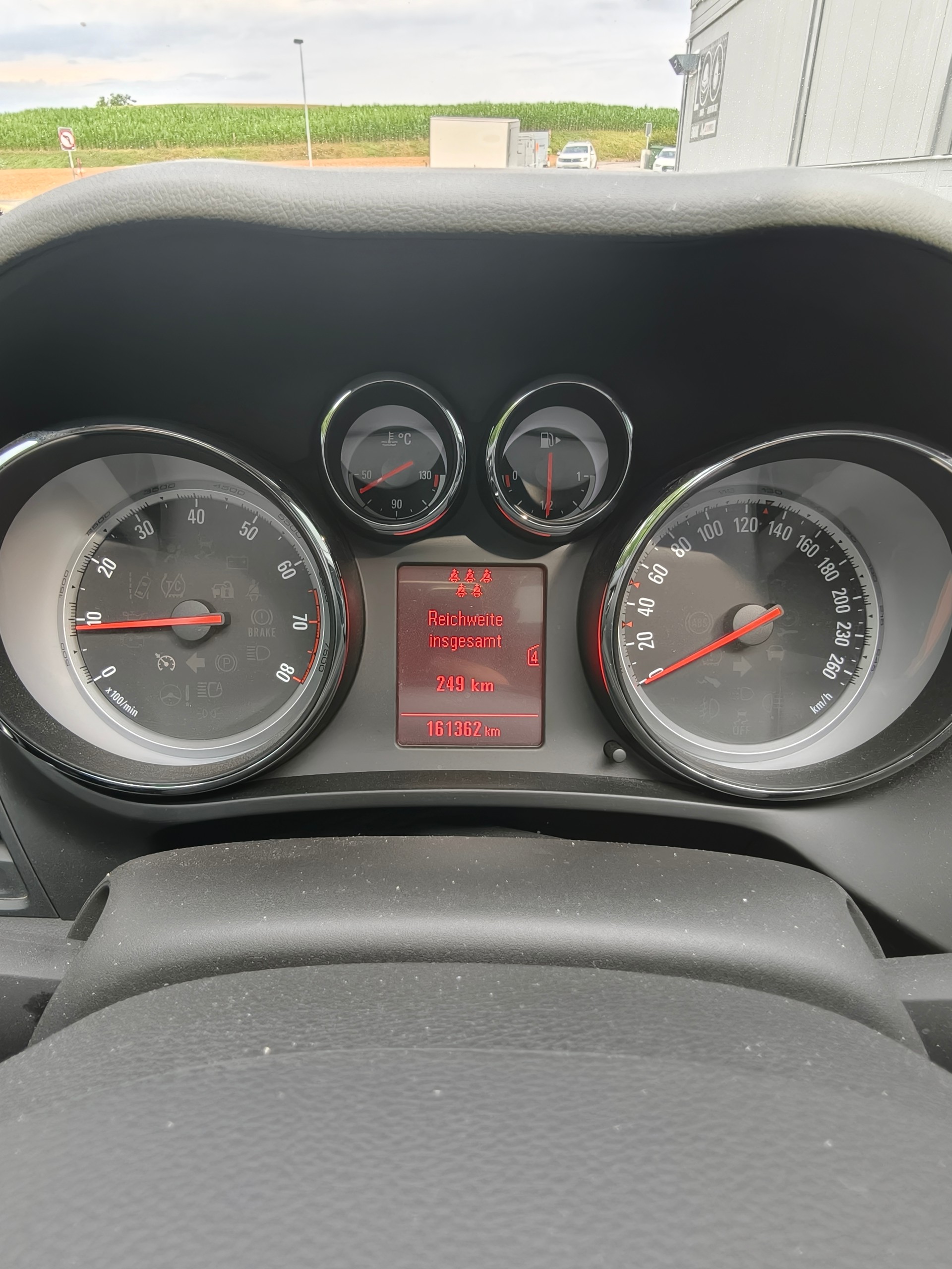 OPEL Zafira Tourer 1.6i 16V CNG Turbo Cosmo-image-15