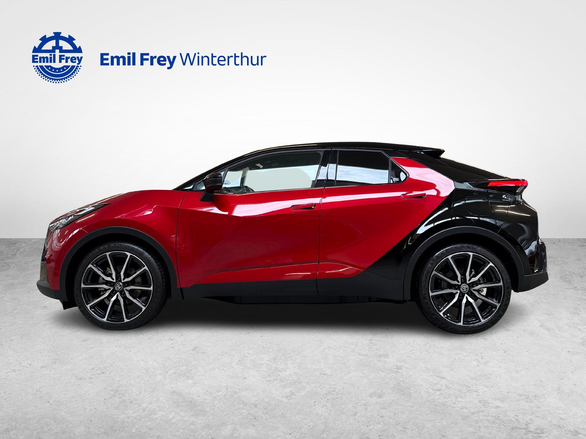 TOYOTA C-HR 2.0 PHEV GR Sport Premiere-showroom-element-1
